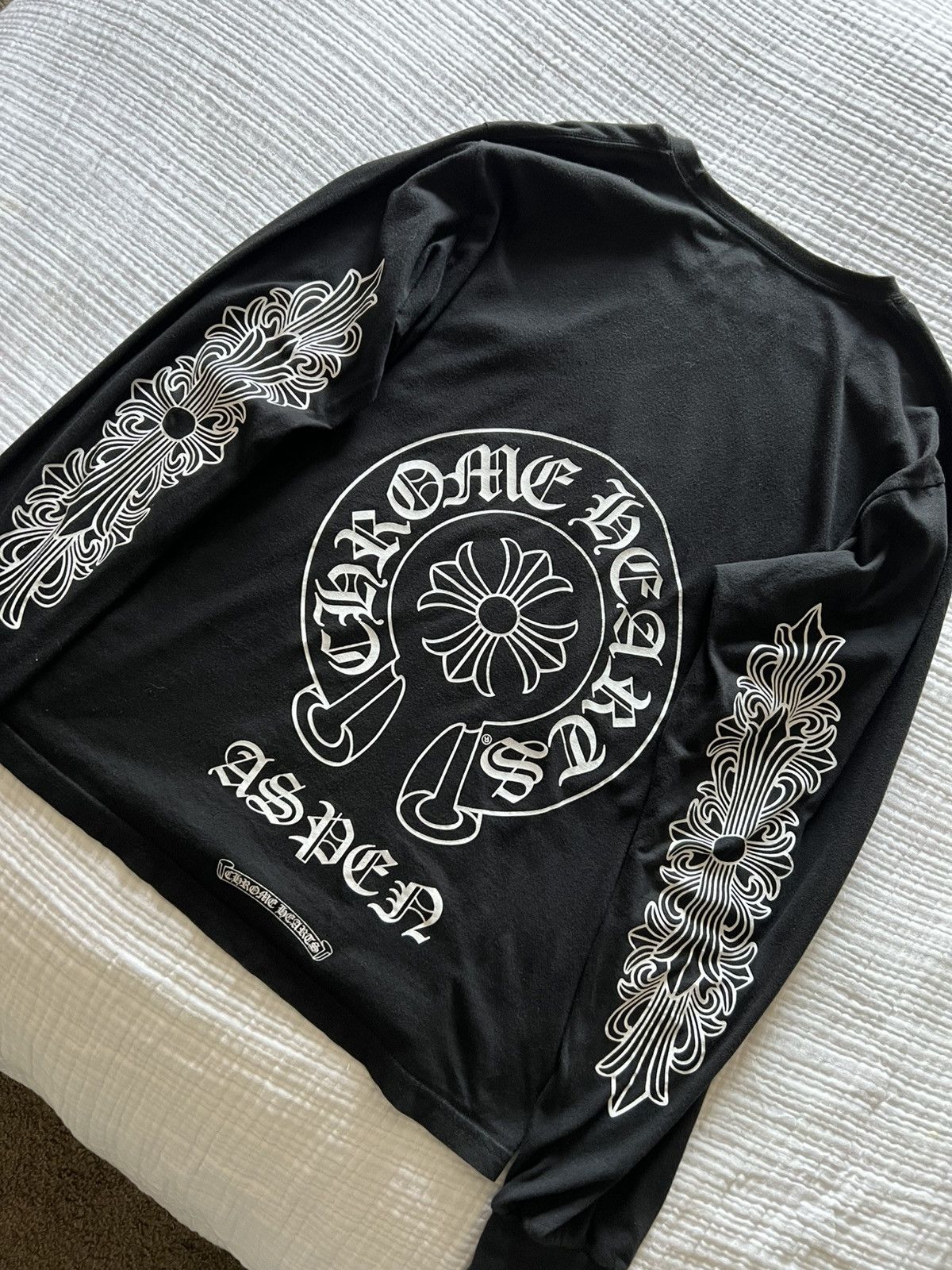 Hearts Chrome Hearts Aspen Horseshoe Long Sleeve T-Shirts, Hoodie, Sweatshirt | PodTeesHub.com