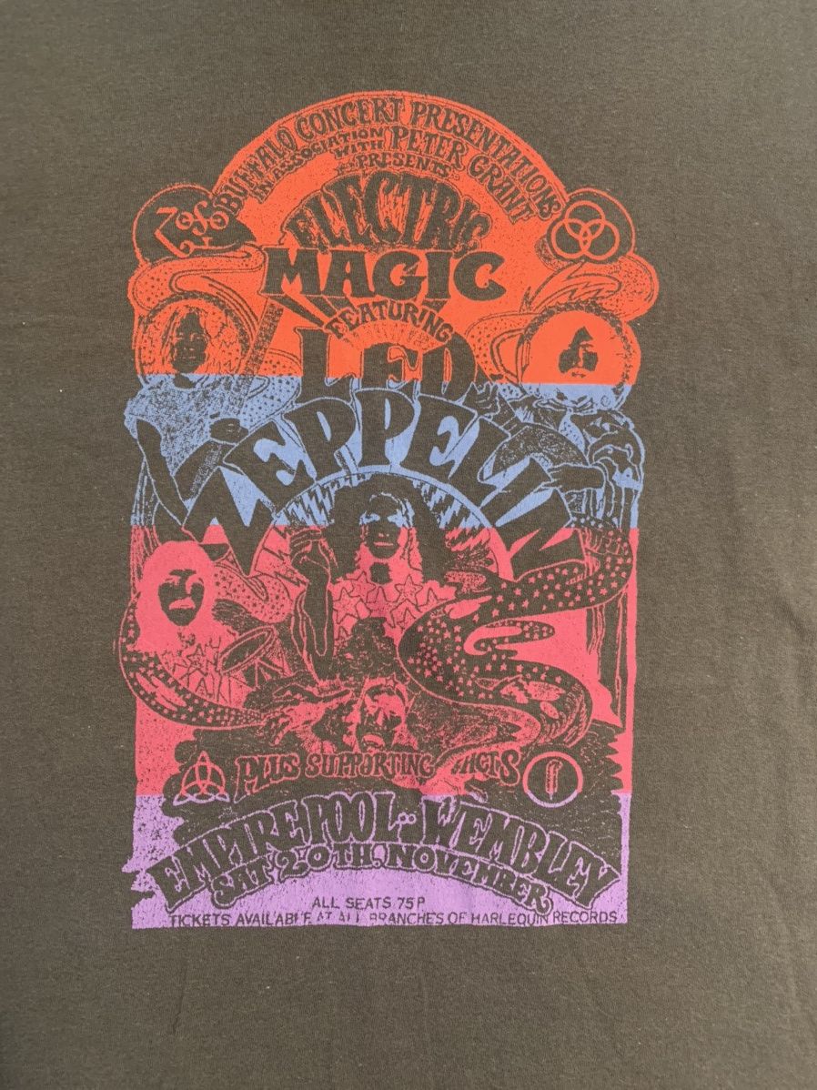 Zeppelin Led Zeppelin Empire Pool Wembly T Shirt Hoodie, Sweatshirt | PodTeesHub.com