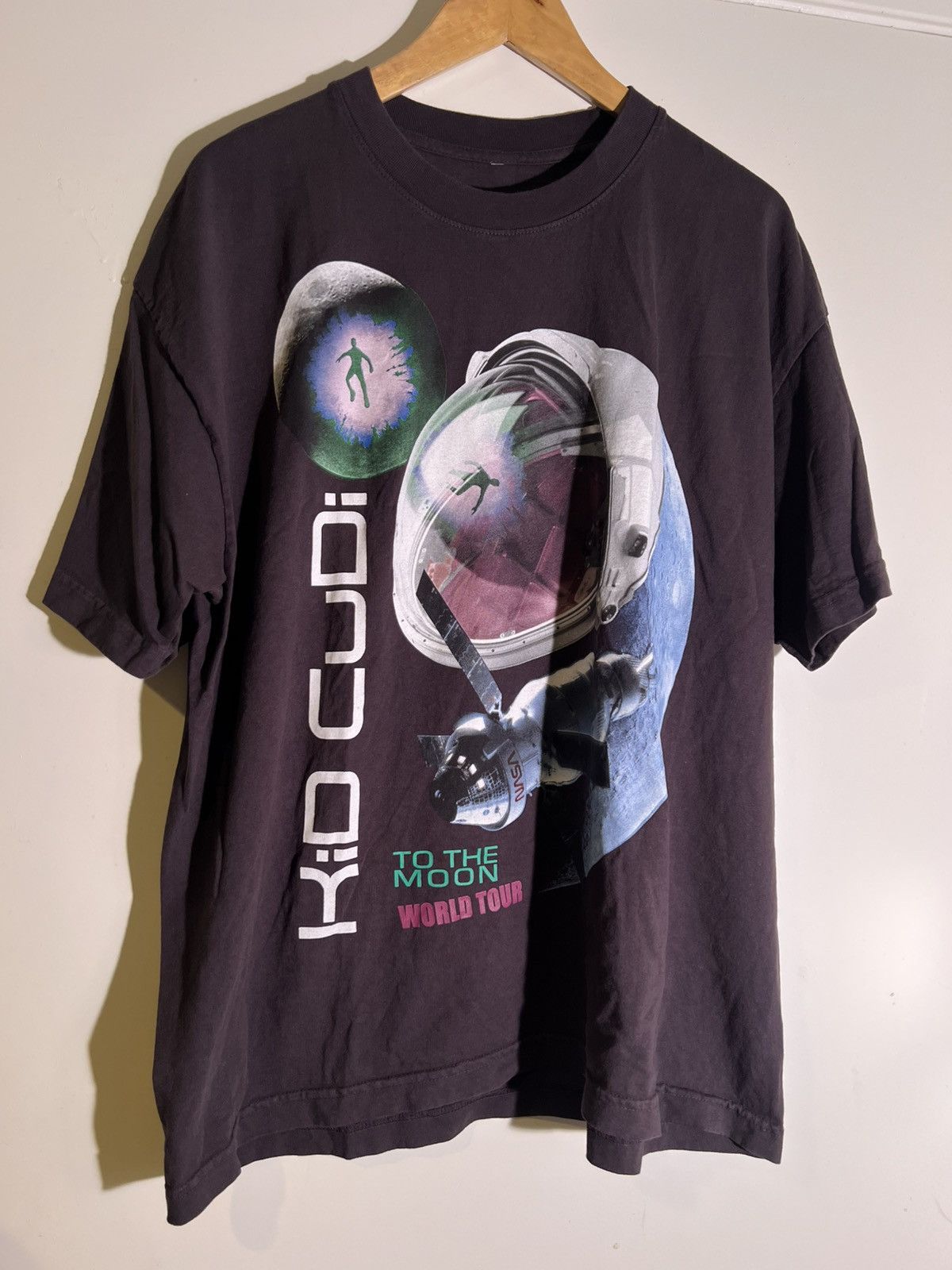 Vintage Kid Cudi To The Moon World Tour Streetwear Retro Rapper Tee Hoodie, Sweatshirt | PodTeesHub.com
