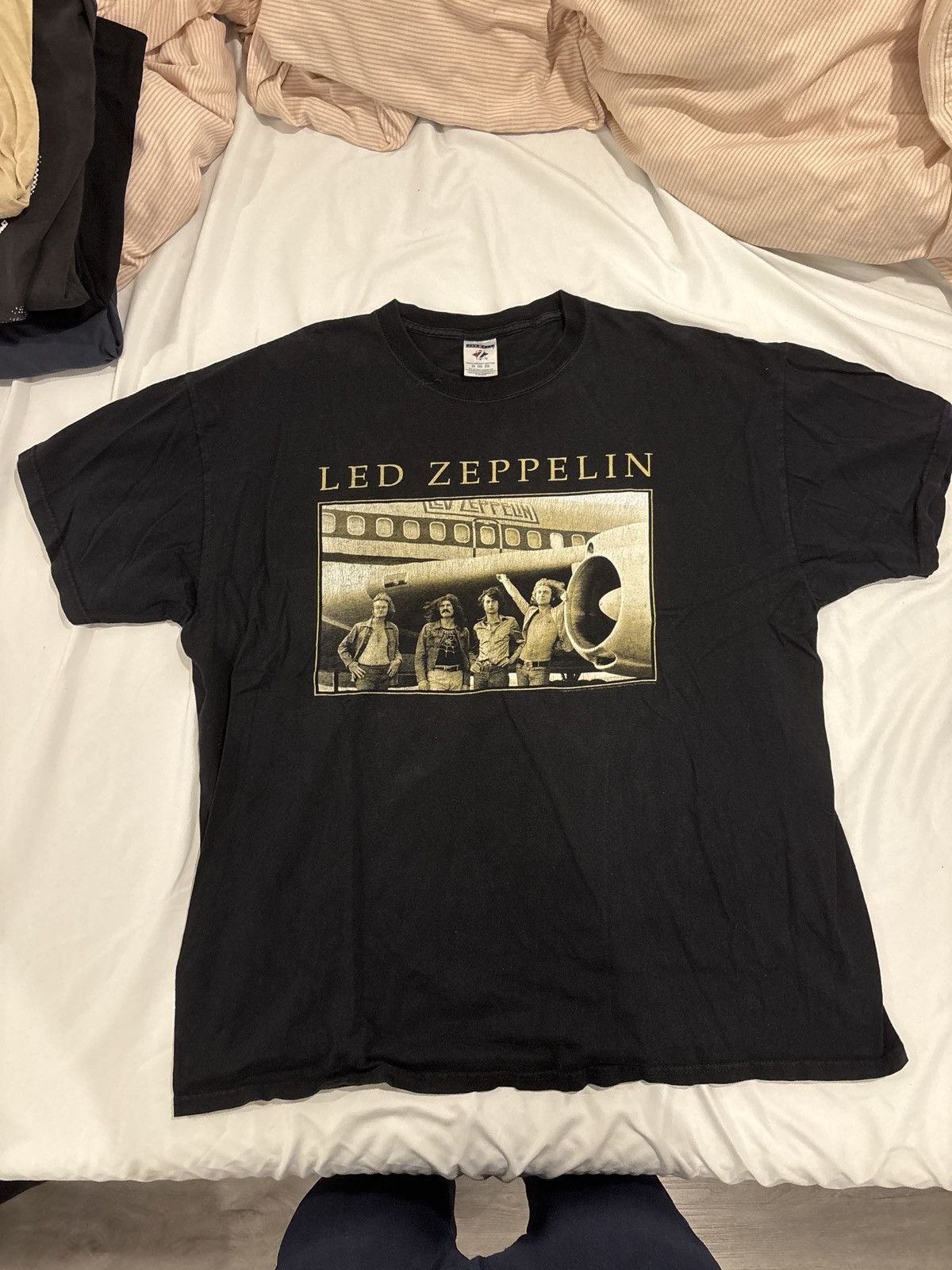 Led Zeppelin X Vintage 2008 Led Zeppelin T Shirt Hoodie, Sweatshirt | PodTeesHub.com
