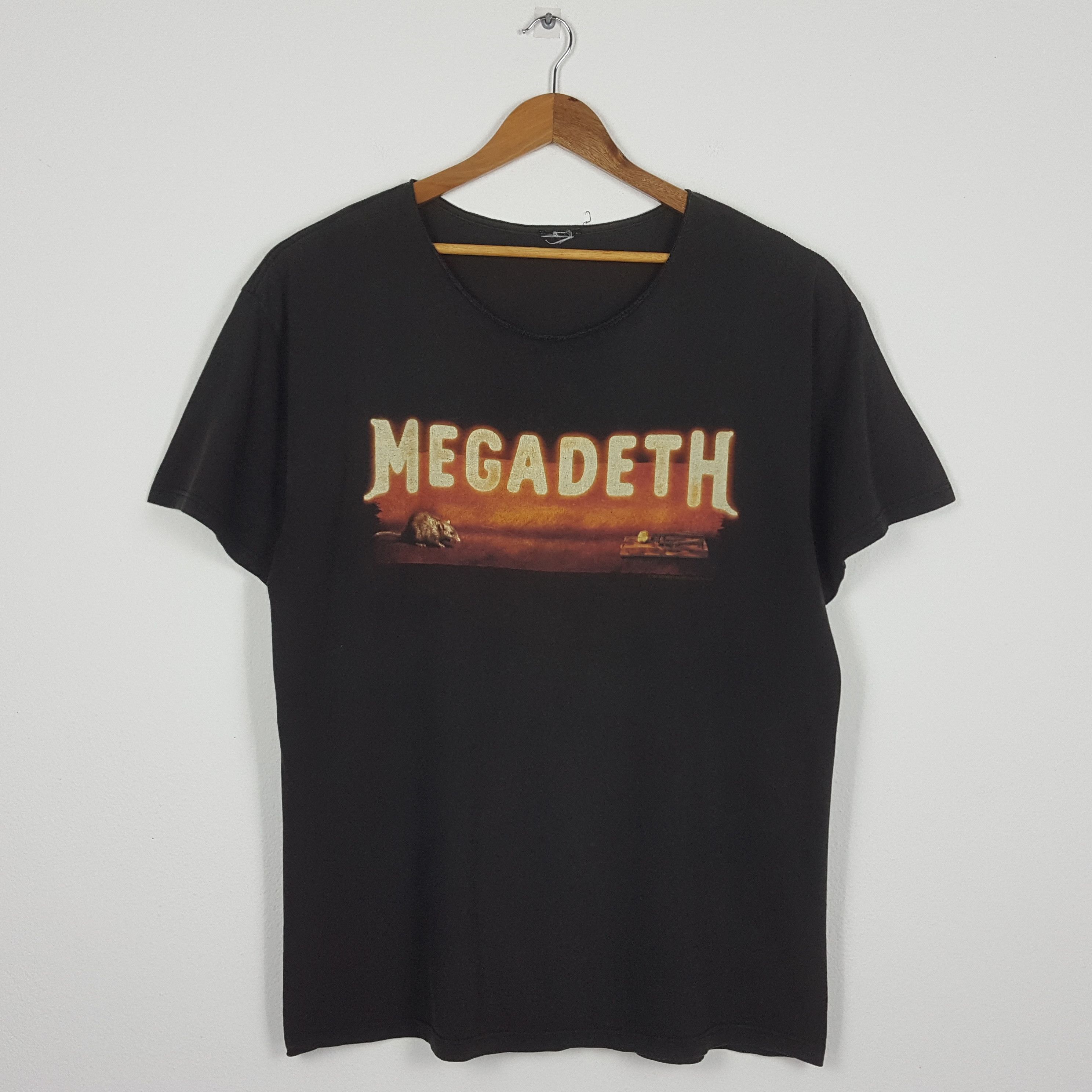 Vintage 90 S Megadeath American Heavy Metal Band Tour Tees Hoodie, Sweatshirt | PodTeesHub.com