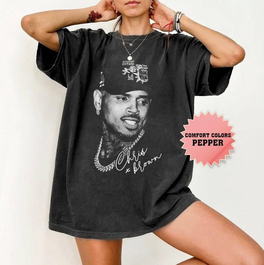 Chris Brown Vintage Concert Music Tee 2025 Hoodie, Sweatshirt | PodTeesHub.com