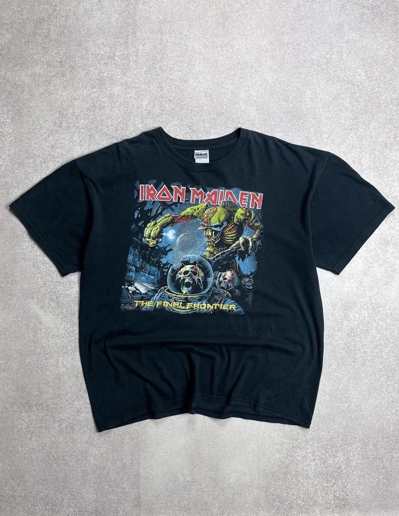 Iron Maiden X Vintage Vintage Iron Maiden The Final Frontier Boxy T Shirt Y2k Xl Hoodie, Sweatshirt | PodTeesHub.com