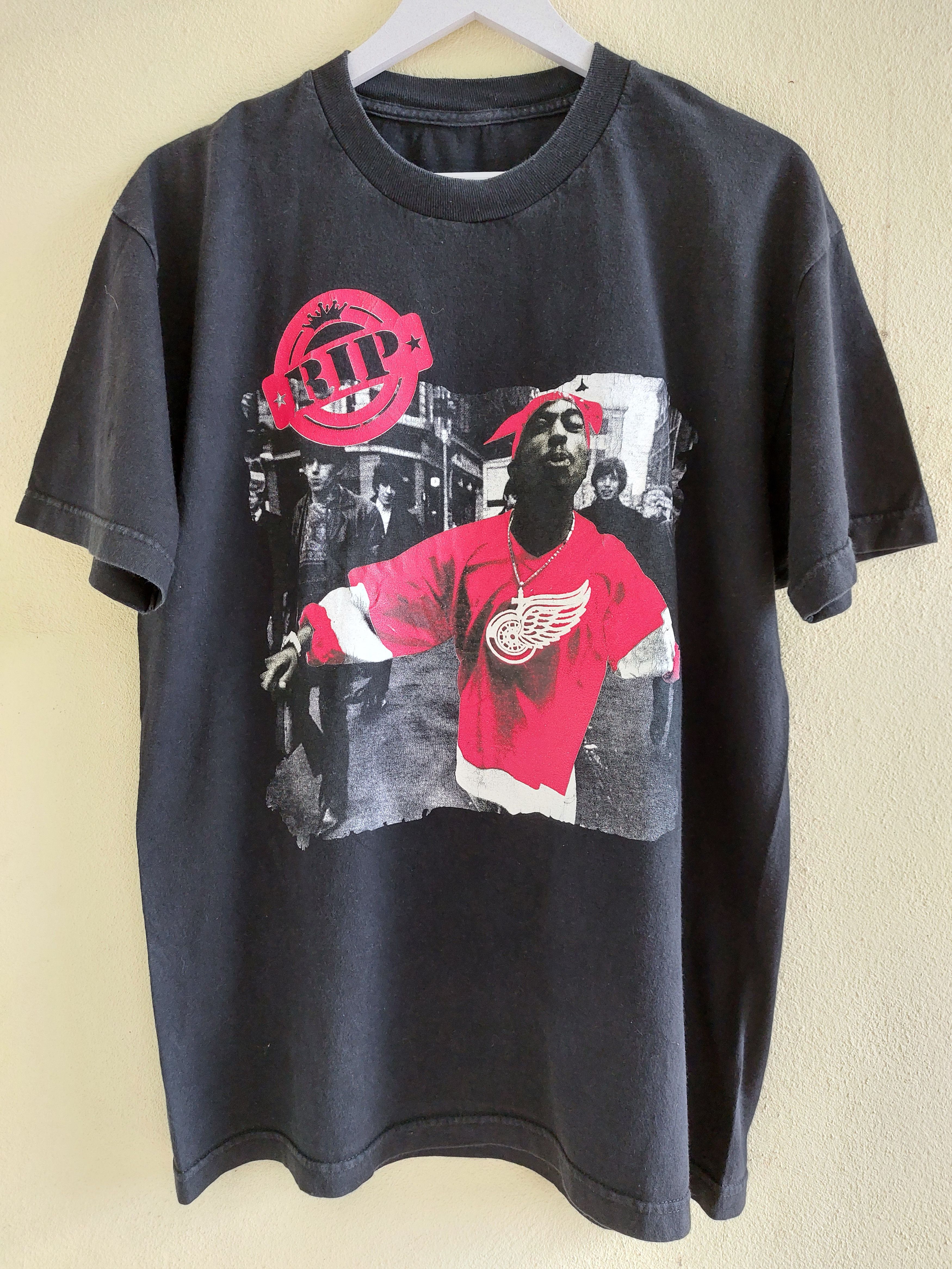 Vintage 90 S Tupac Shakur 2pac Tee Hoodie, Sweatshirt | PodTeesHub.com