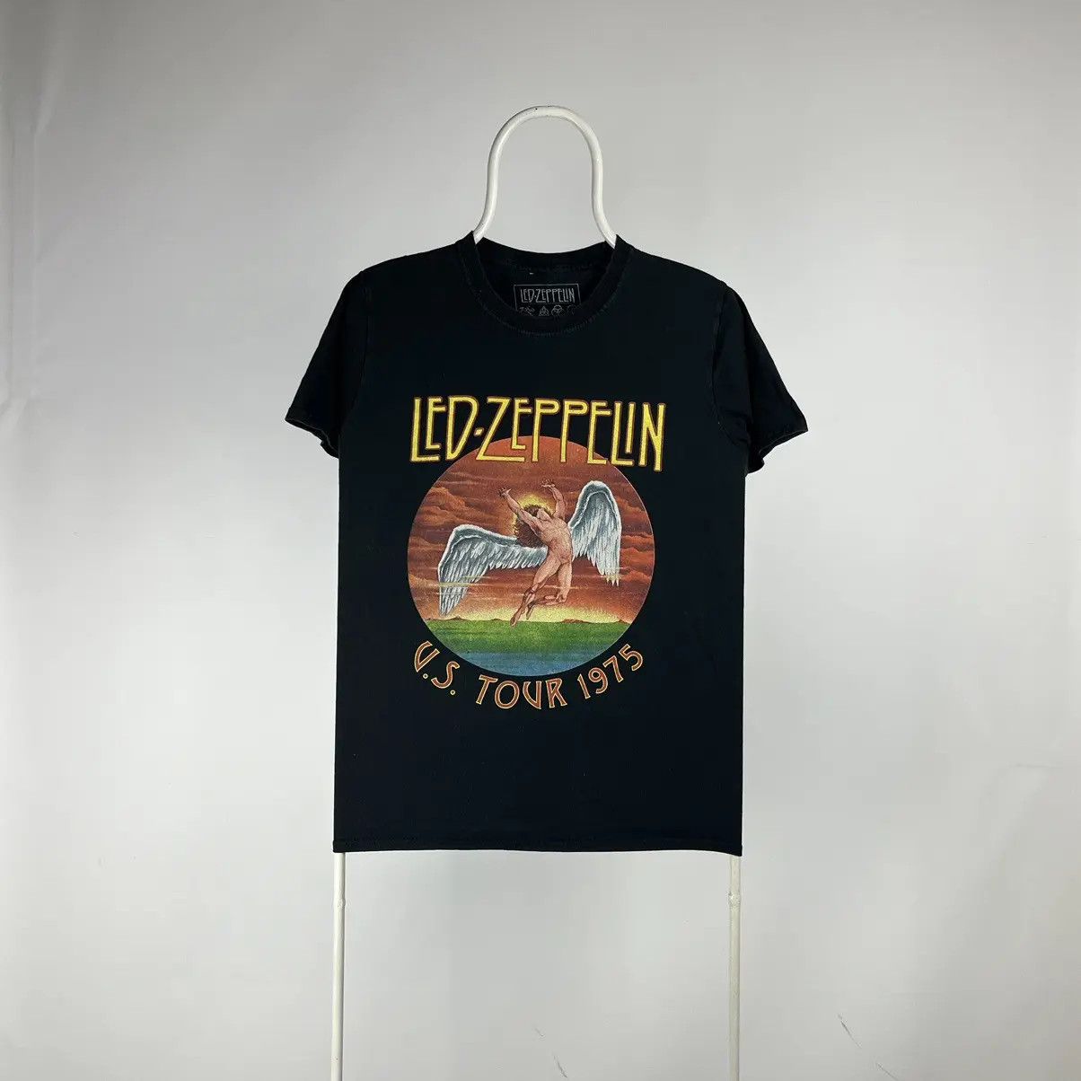 Zeppelin Led Zeppelin Tshirt Tour Tee Size Medium Hoodie, Sweatshirt | PodTeesHub.com