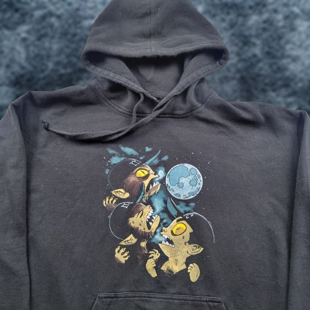 Tultex Hoodie Mens Xl Black Graphic Sweatshirt Three Wolf Moon Cartoon T-Shirts | PodTeesHub.com