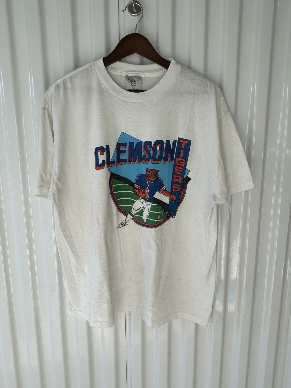 Vintage 90s Clemson Tigers Football Graphic Tee Hoodie, Sweatshirt | PodTeesHub.com