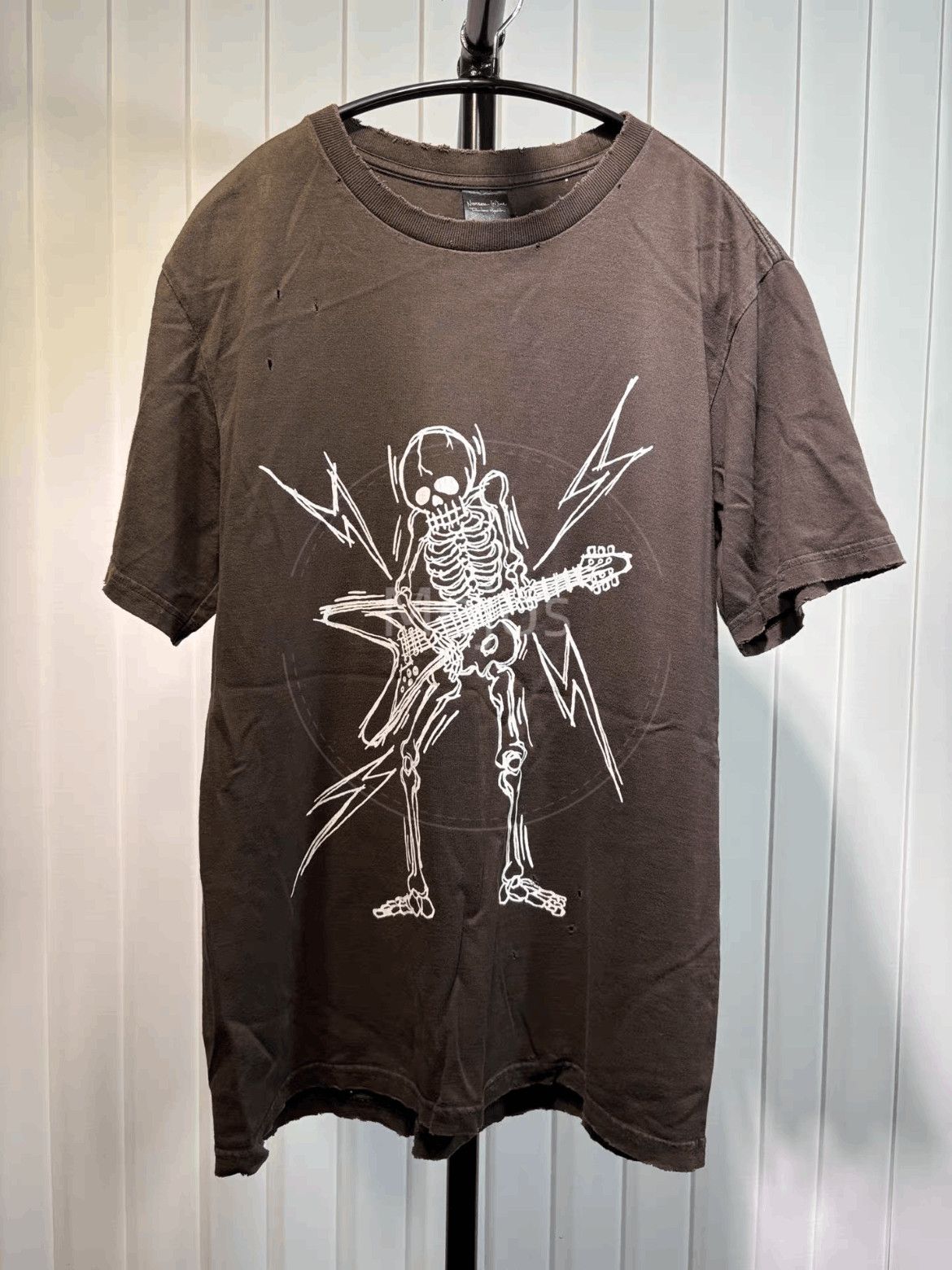 Number N Ine Sz 2 Number Nine 05ss Skeleton Band Distressed Tee Hoodie, Sweatshirt | PodTeesHub.com