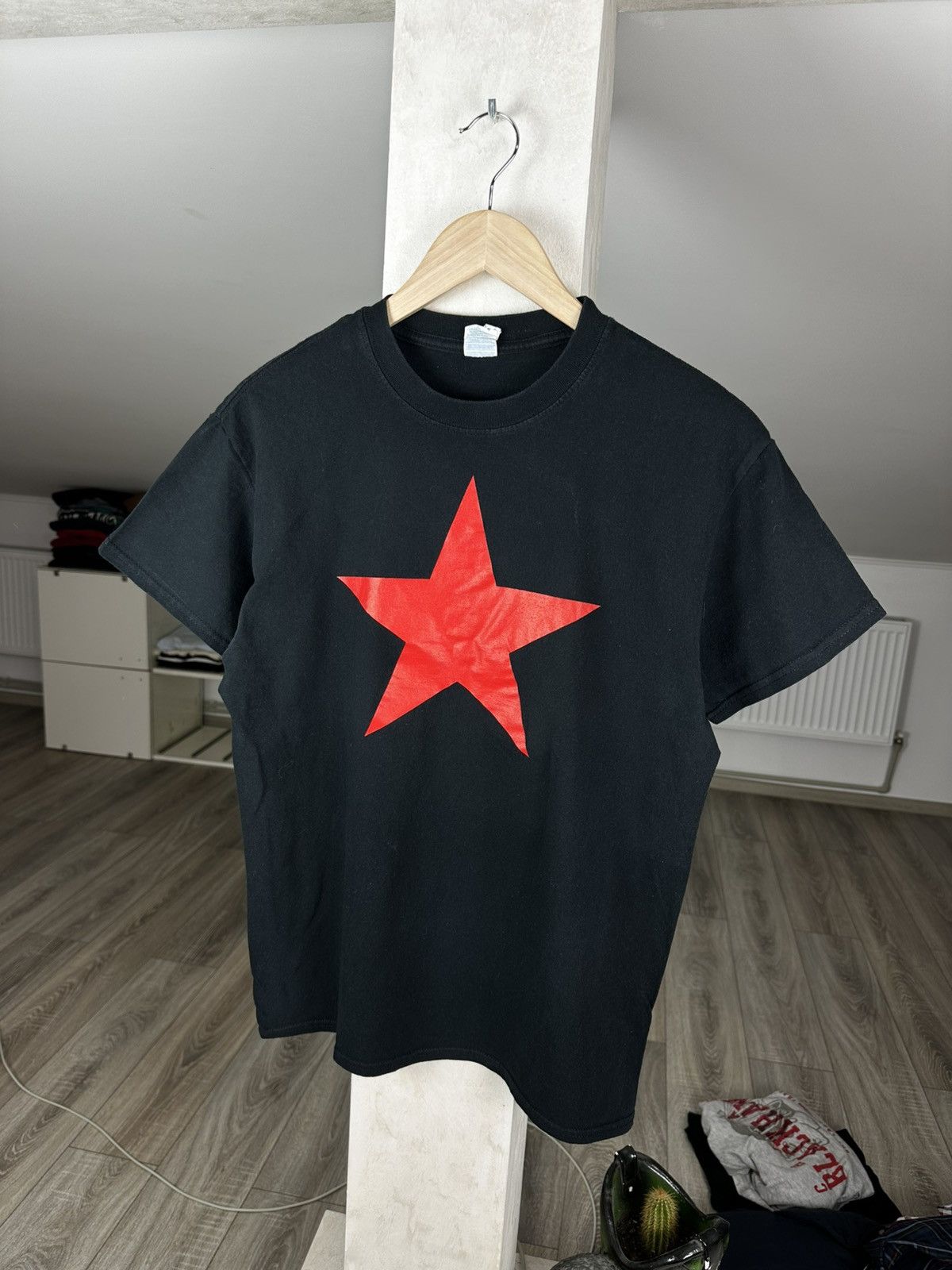 Vintage Che Guevara Red Star Revolutionist T Shirt Hoodie, Sweatshirt | PodTeesHub.com