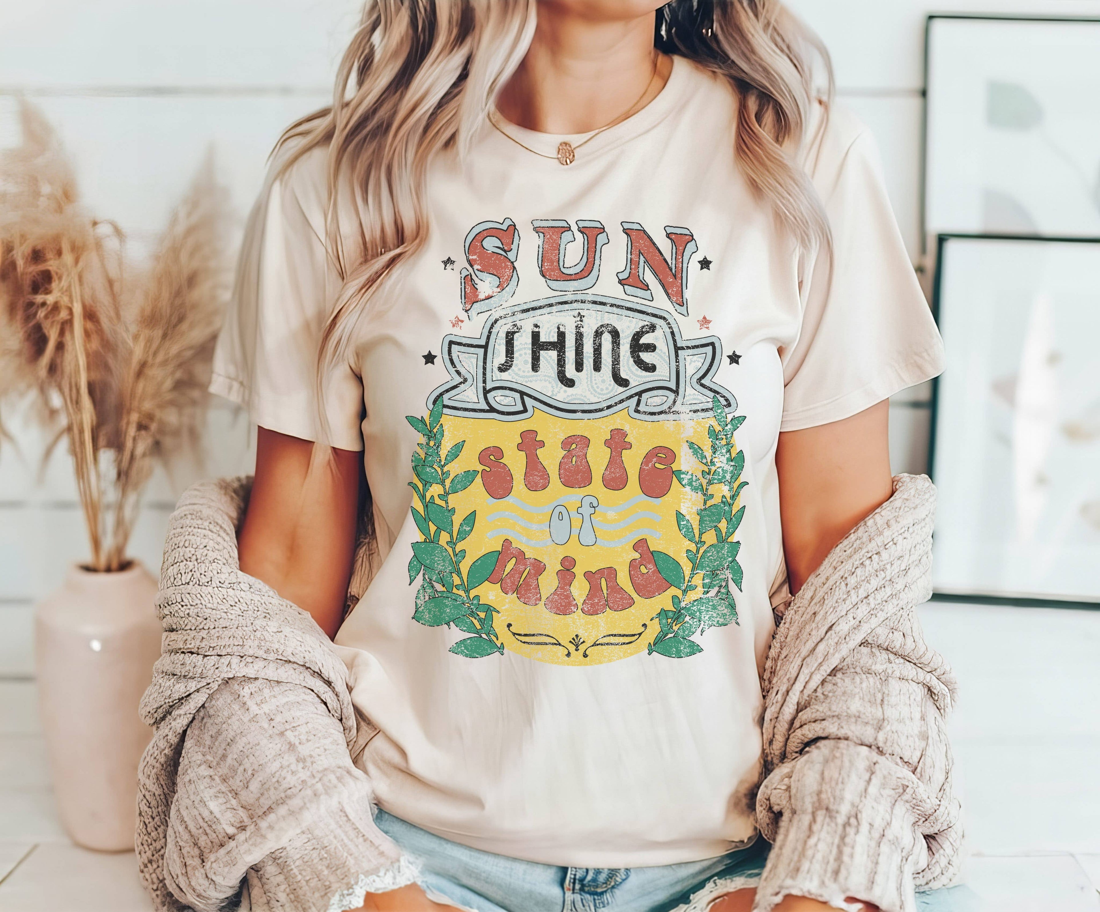 Retro Sunshine State of Mind Retro Tee | Beachy Vibes Tee Hoodie, Sweatshirt | PodTeesHub.com