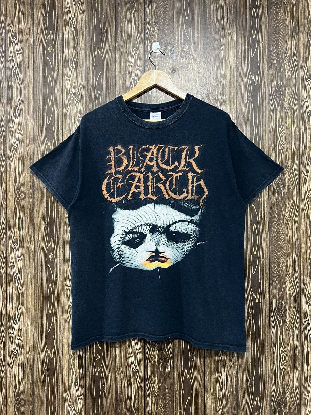 Band Vintage Y2k Black Earth Band Tour T-Shirts, Hoodie, Sweatshirt