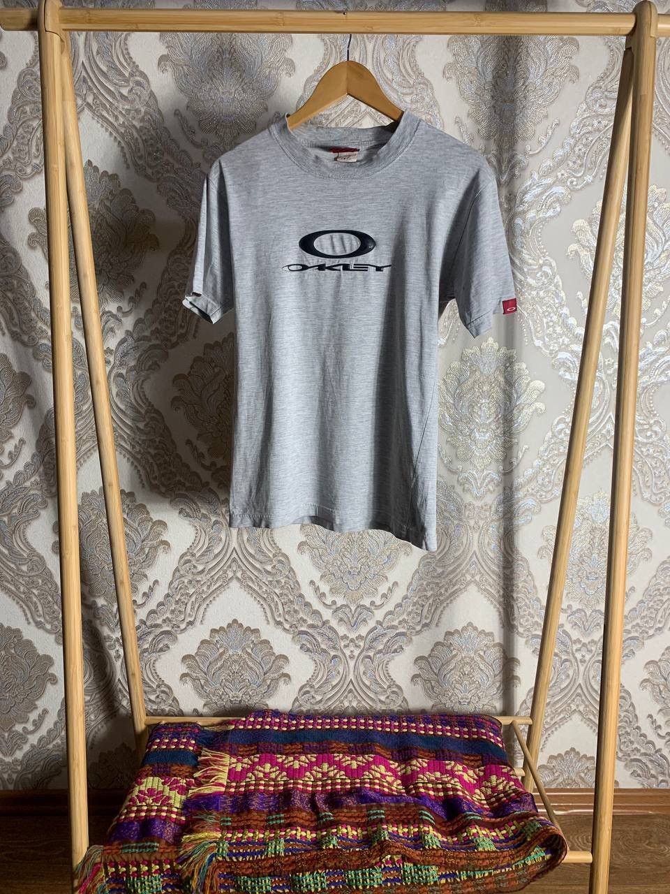 Vintage Oakley Retro T Shirt Big Logo Surf Designer Y2k 90s Hoodie, Sweatshirt | PodTeesHub.com