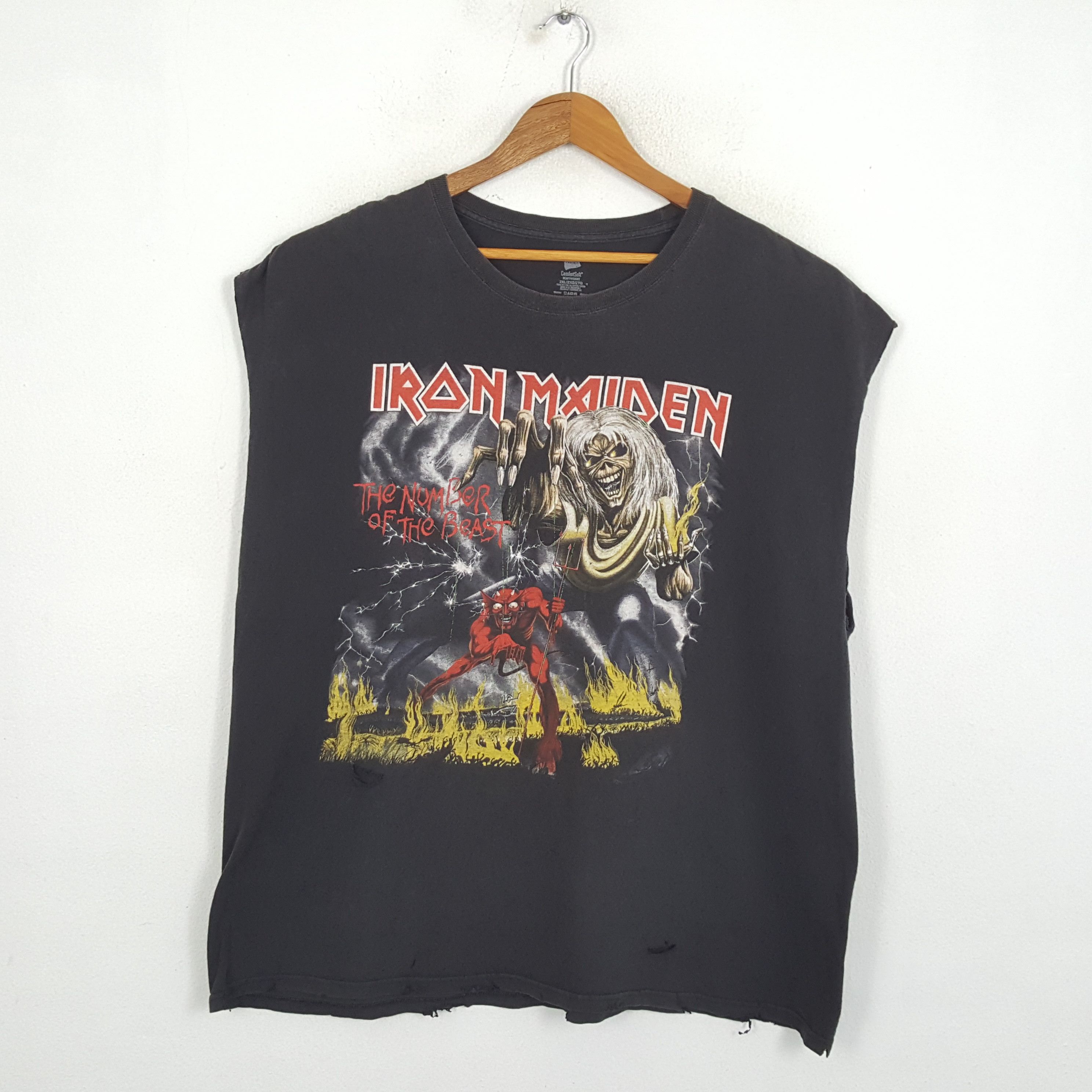 Iron Maiden X Vintage Vintage Iron Maiden England Rock Metal Band Sleeveless Tees Hoodie, Sweatshirt | PodTeesHub.com