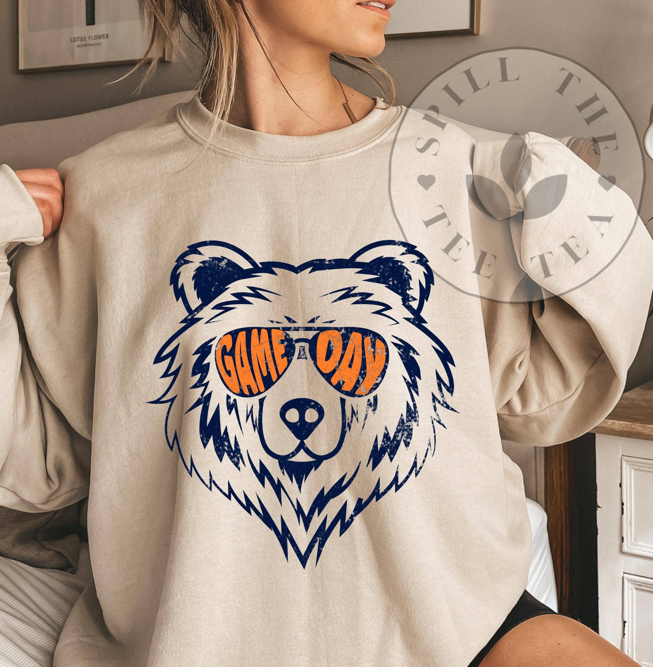 Vintage Chicago Football Bear Sweatshirt - Trendy Fan Gift T-Shirts, Hoodie | PodTeesHub.com