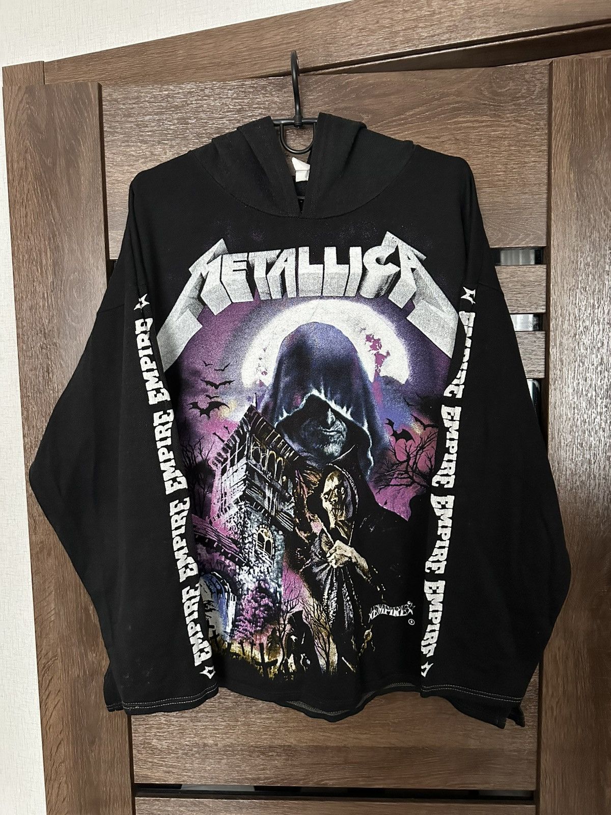 Metallica Empire Hoodie Pullover Vintage 90s T-Shirts, Sweatshirt | PodTeesHub.com