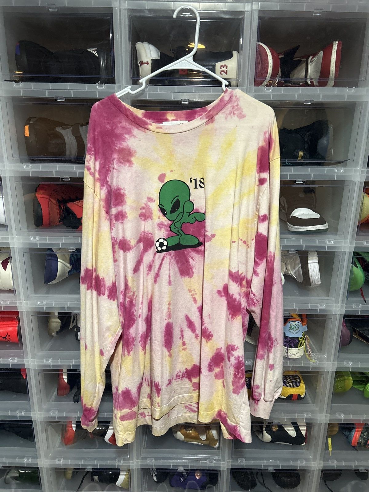Designer Gosha Rubchinskiy Long Sleeve Oversized Alien Tee Hoodie, Sweatshirt | PodTeesHub.com