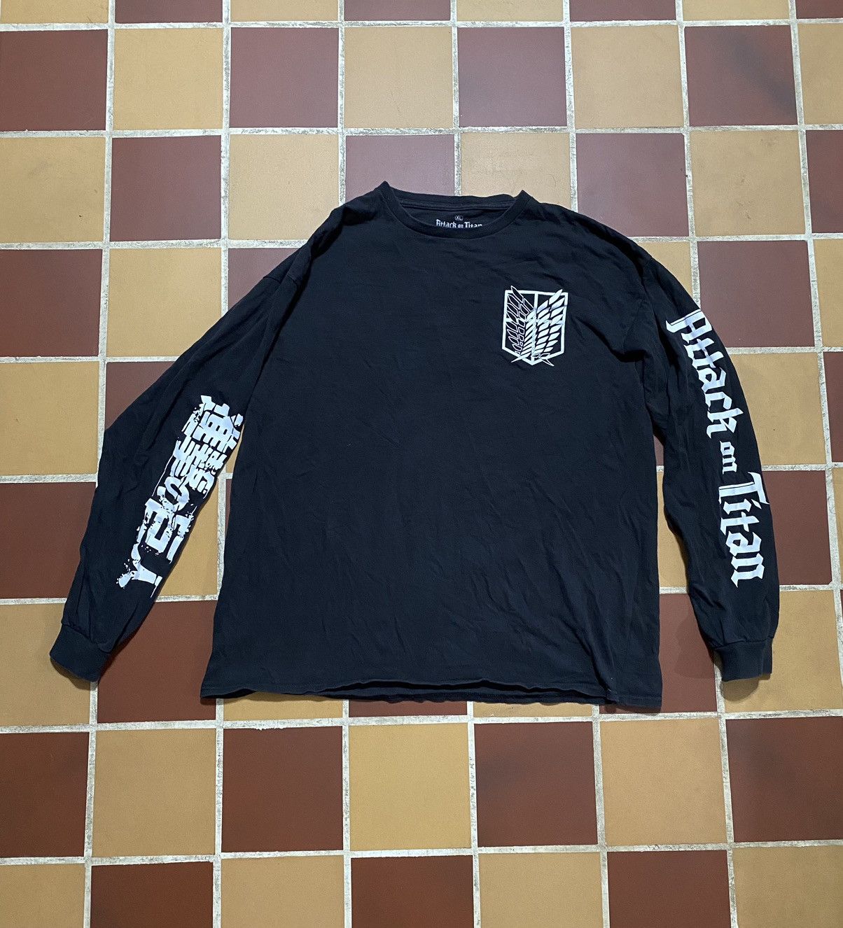 Vintage Rare Attack On Titan Long Sleeve T-Shirts, Hoodie, Sweatshirt | PodTeesHub.com