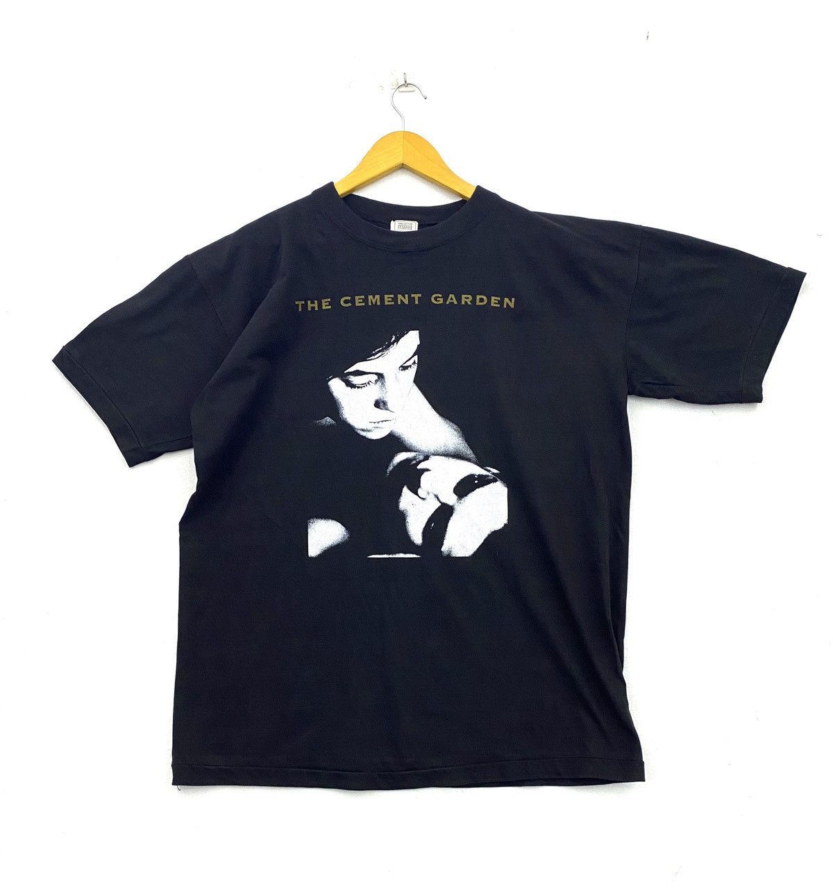 Vintage 1993 The Cement Garden Drama Film Rare T Shirts Hoodie, Sweatshirt | PodTeesHub.com