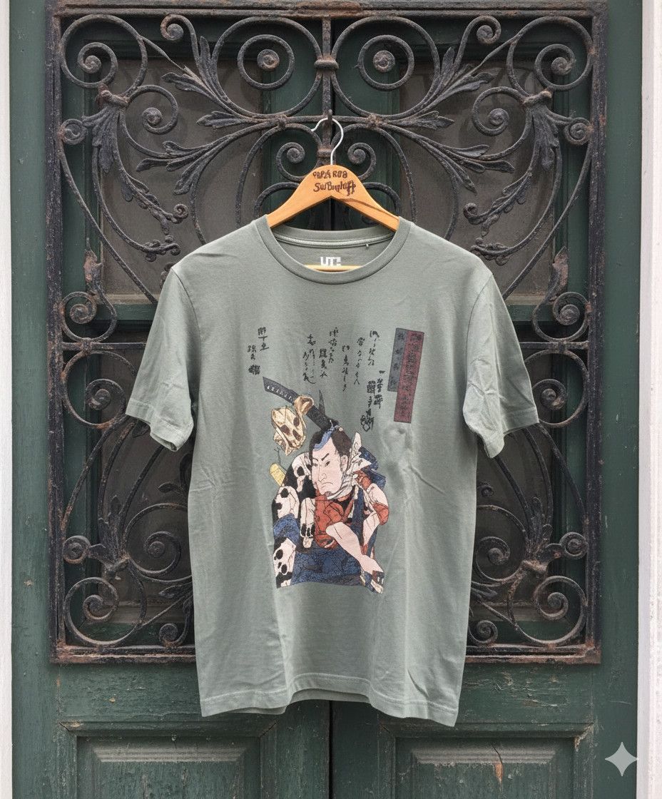 Other Uniqlo Japanese Ukiyo E Kabuki Samurai Graphic Tee Hoodie, Sweatshirt | PodTeesHub.com