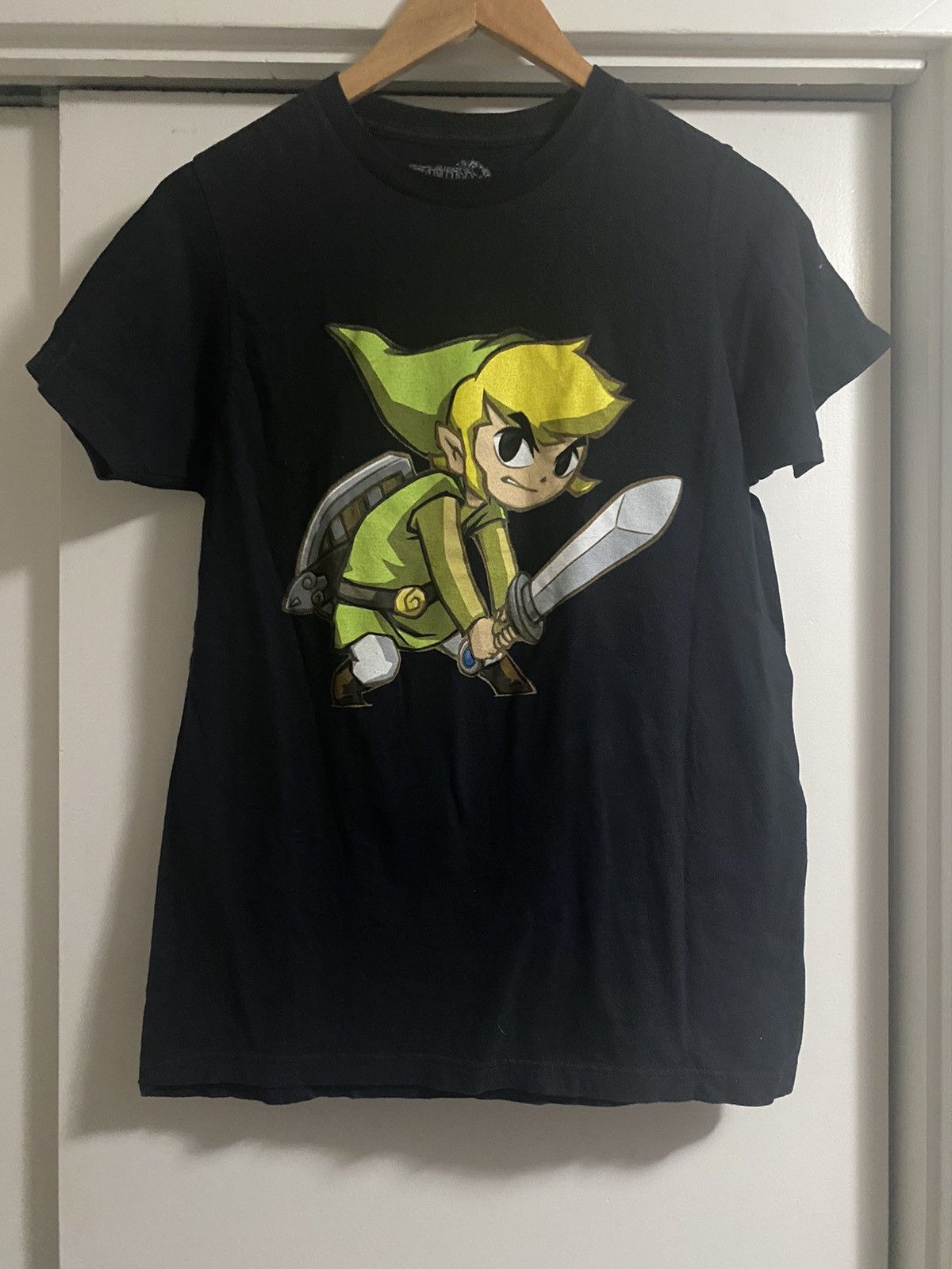 Vintage Zelda Spirit Tracks Ds Gaming T Shirt Small Hoodie, Sweatshirt | PodTeesHub.com