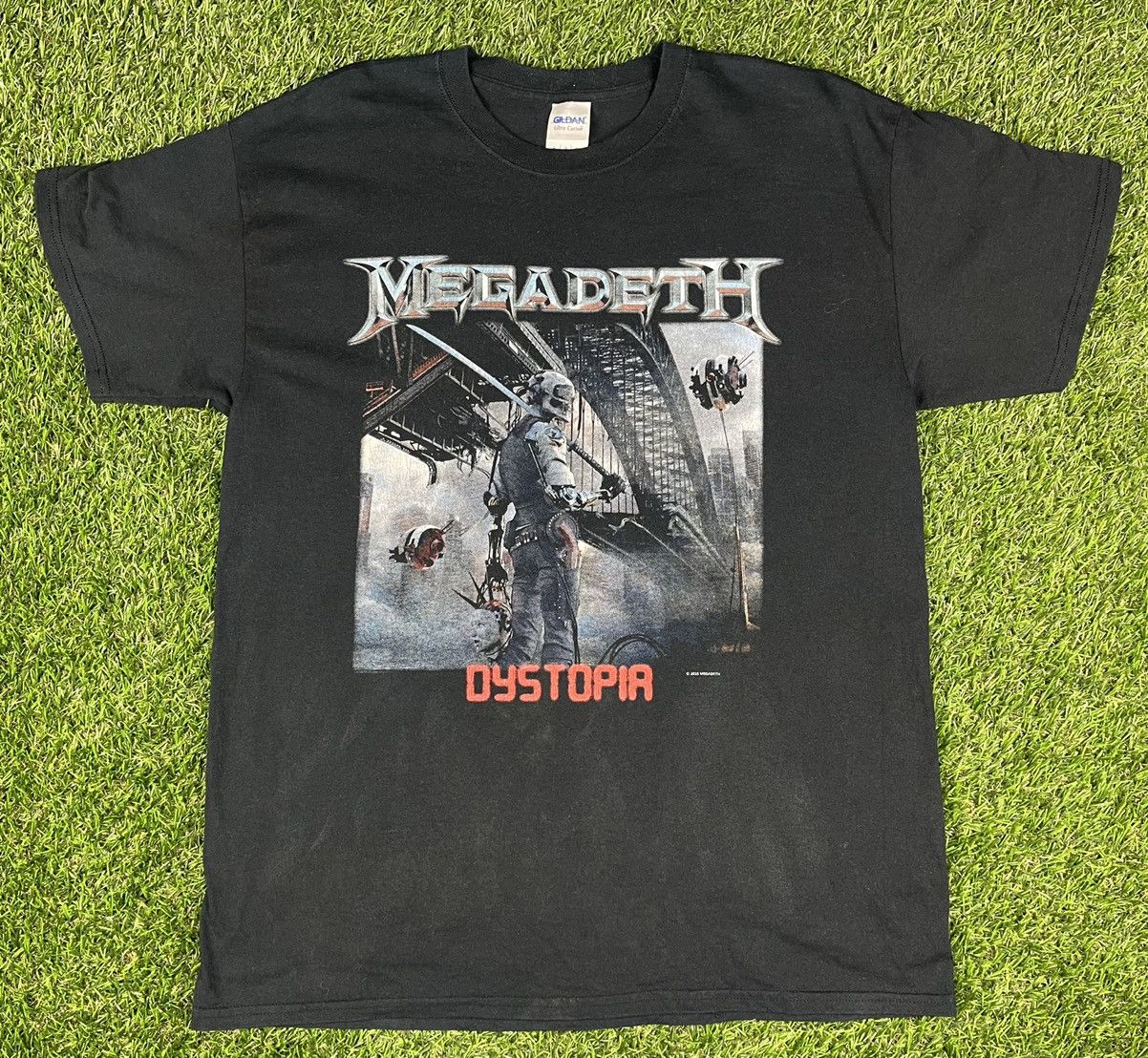 Vintage Megadeth Oystopia World Tour Tee Hoodie, Sweatshirt | PodTeesHub.com