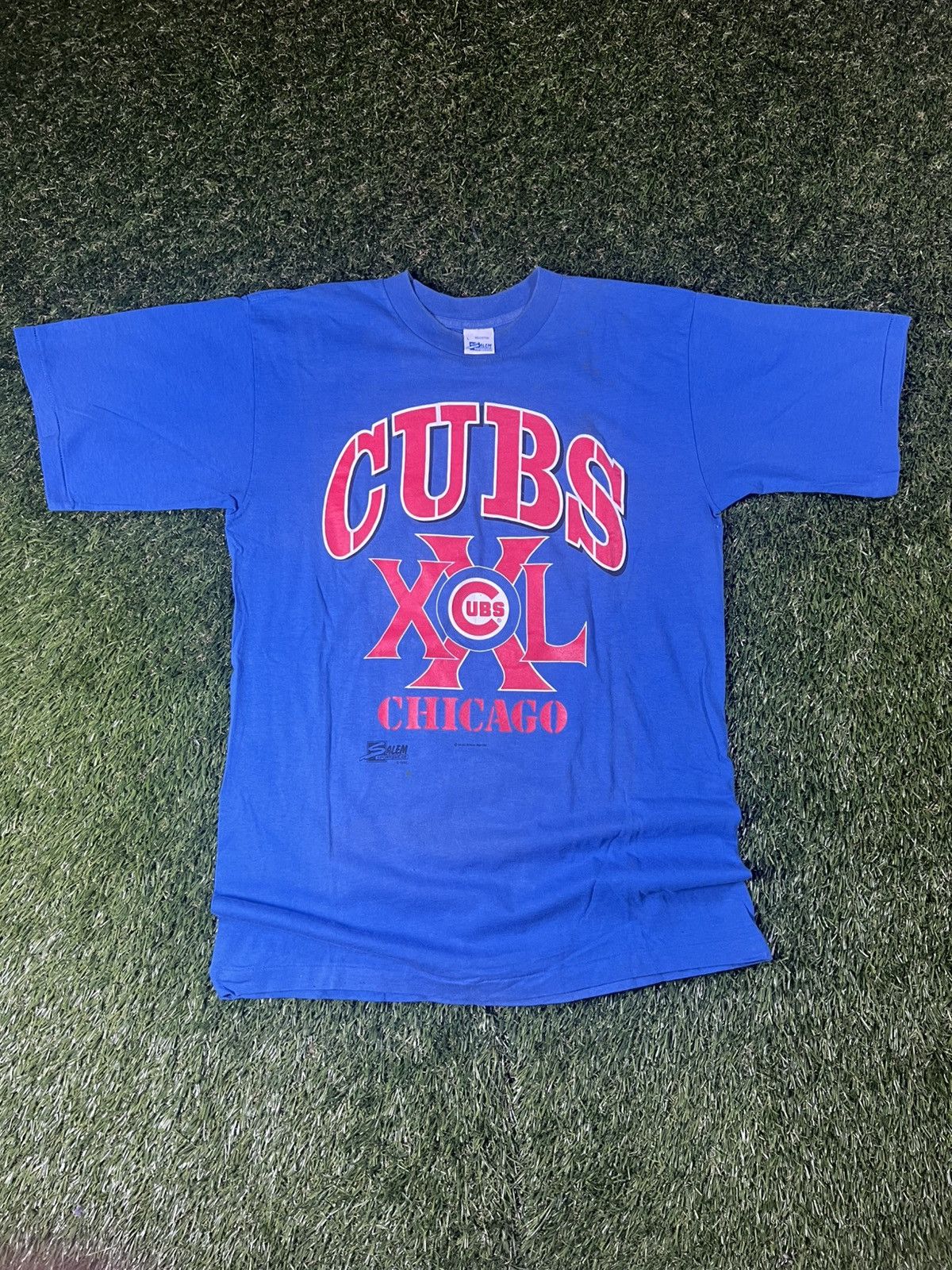 Salem Sportswear Vintage 90s Salem Sports Chicago Cubs Xxl Faded Sports Tee Hoodie, Sweatshirt | PodTeesHub.com