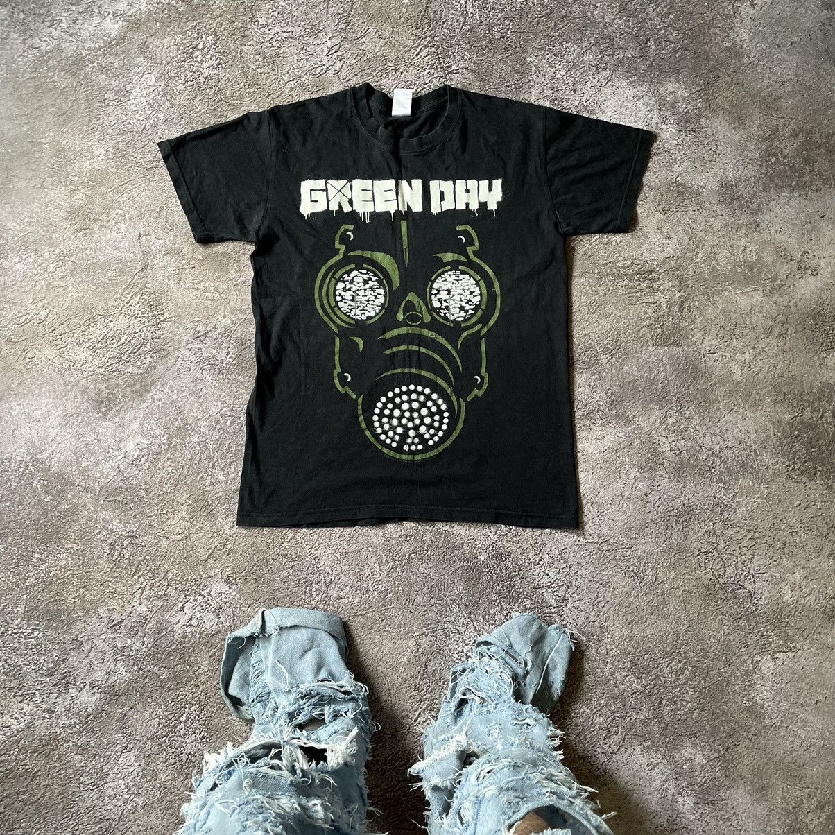Band Tees Vintage Y2k Green Day Dead Cross Skulls Creepy Horror Tee Hoodie, Sweatshirt | PodTeesHub.com