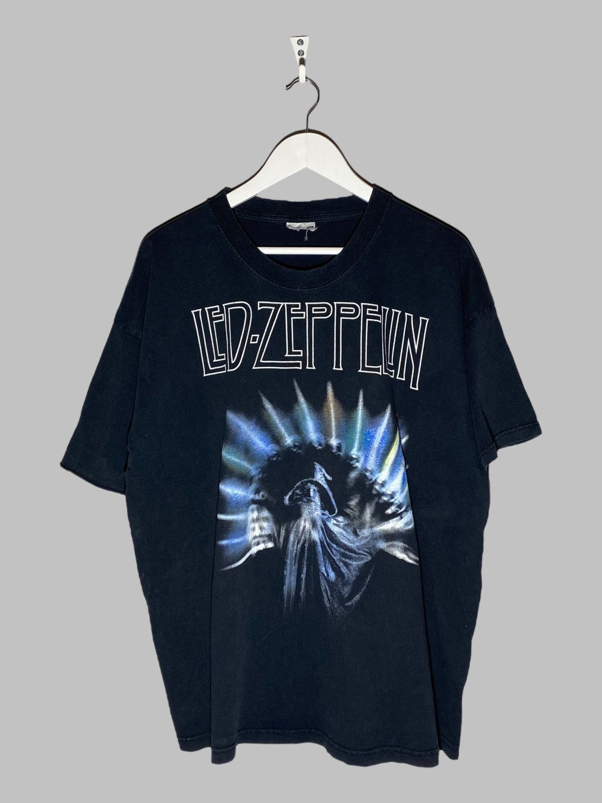 Led Zeppelin X Vintage Vintage Led Zeppelin Graphic Print T Shirt Hoodie, Sweatshirt | PodTeesHub.com
