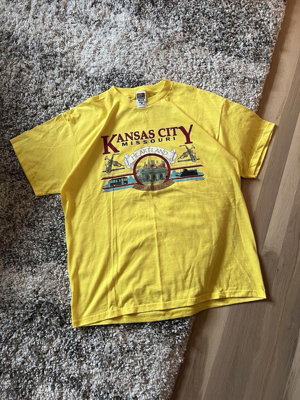 Fruit Loom 90s Kansas City Yellow Size Xl T-Shirts, Hoodie, Sweatshirt