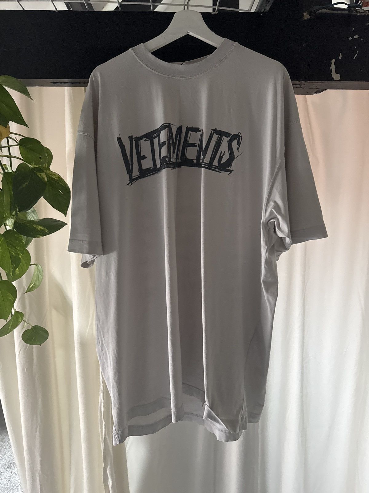 Vetements Limited Edition World Tour Tee Hoodie, Sweatshirt | PodTeesHub.com