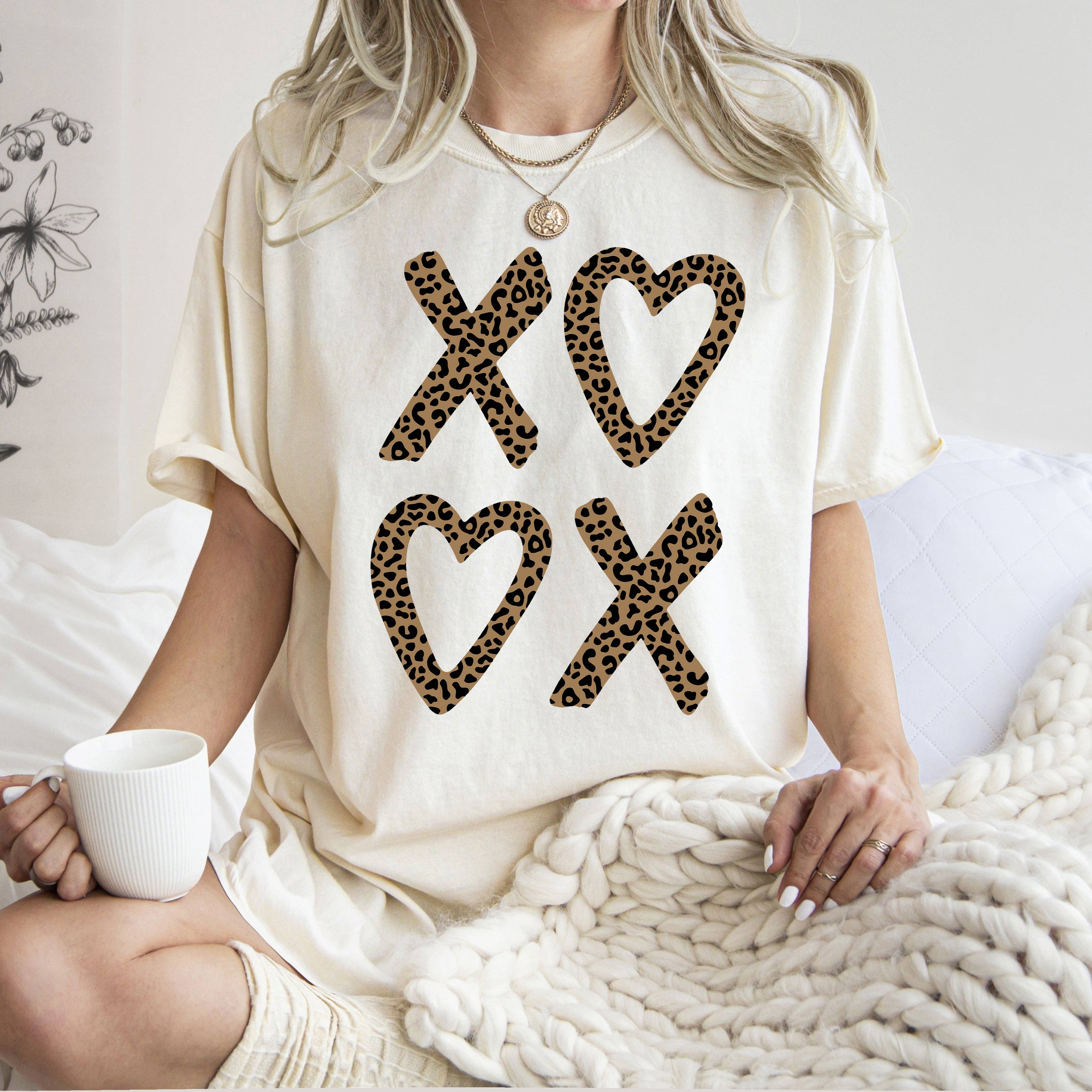 Leopard Print, Xoxo, Valentine's Day, Sassy, Love T-Shirt Hoodie, Sweatshirt | PodTeesHub.com