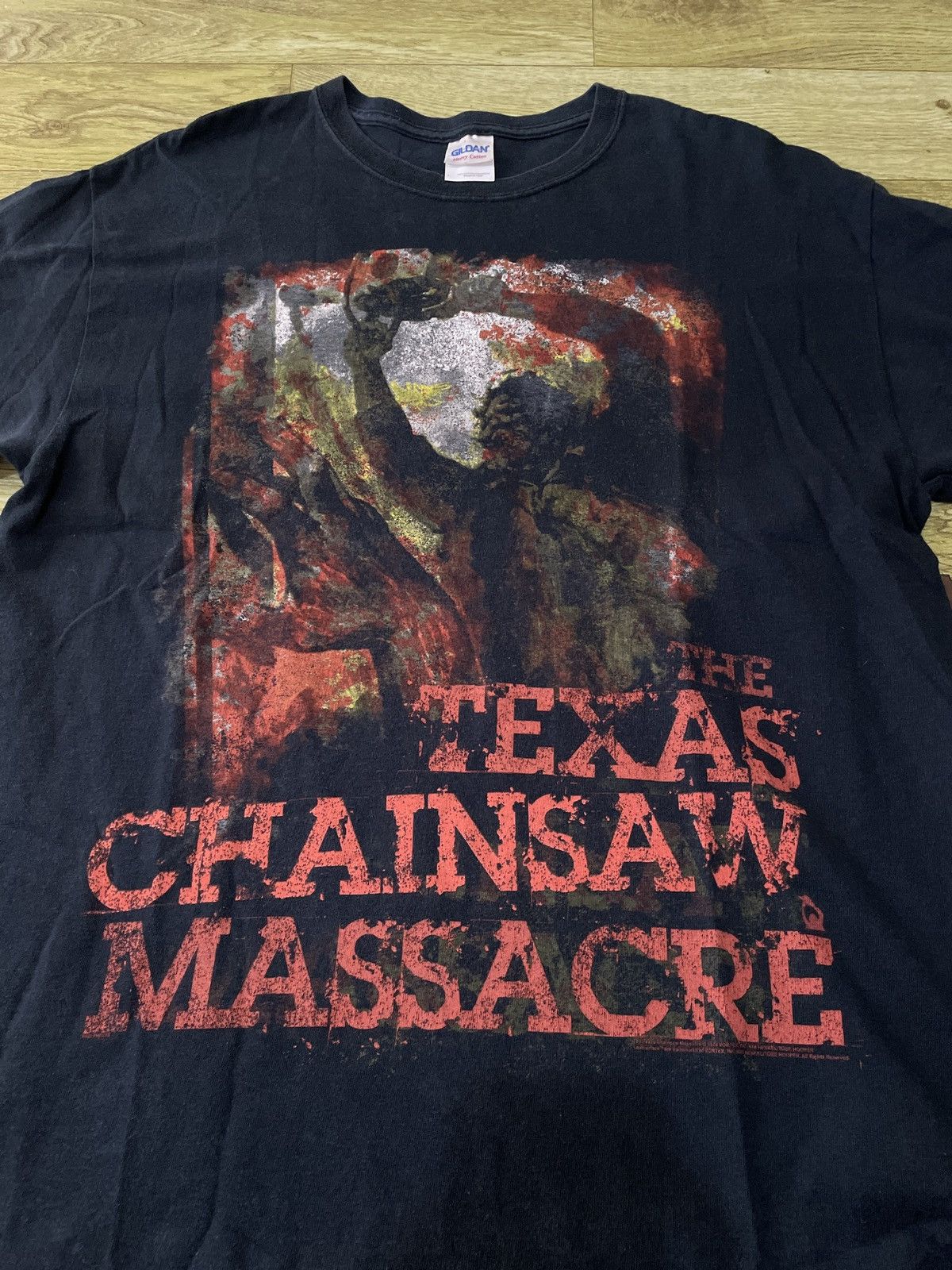 Vintage The Texas Chainsaw Horror Tee Movie Tshirt L Hoodie, Sweatshirt | PodTeesHub.com