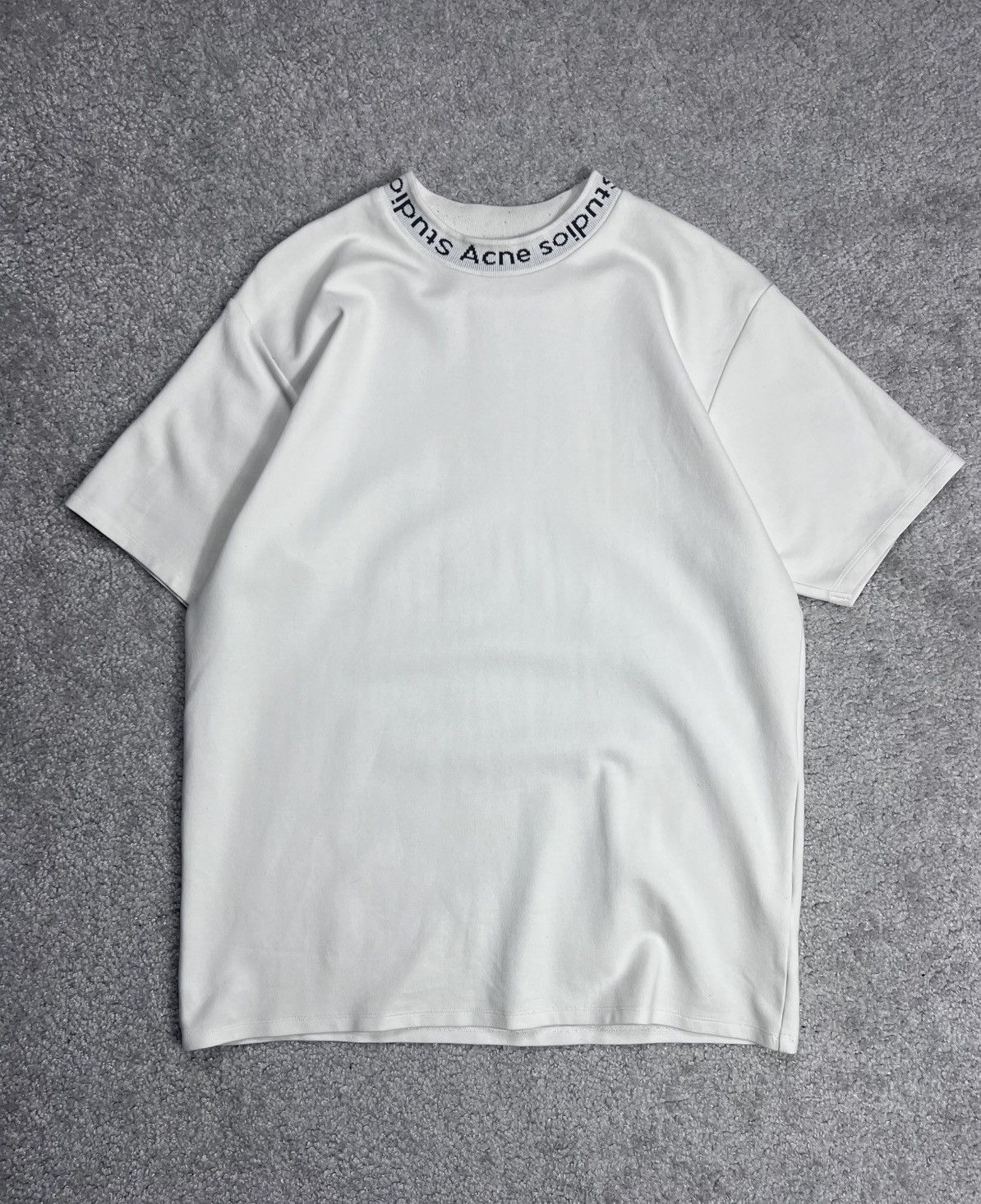 Studios Acne Studios Navid Neck Logo White T Shirt Size M Hoodie, Sweatshirt | PodTeesHub.com