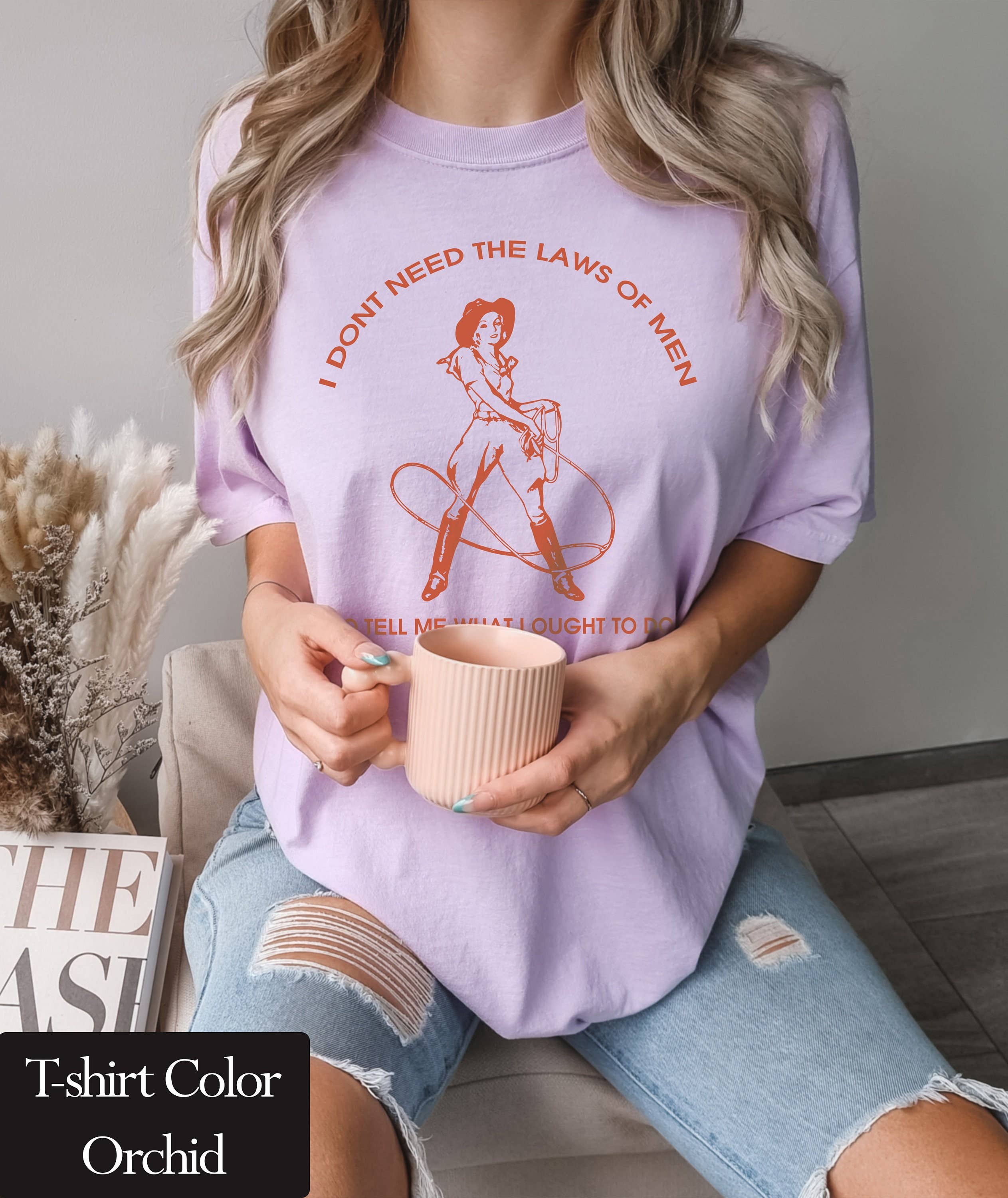 I Don’T Need the Laws of Men Shirt – Country Music Graphic T Hoodie, Sweatshirt | PodTeesHub.com