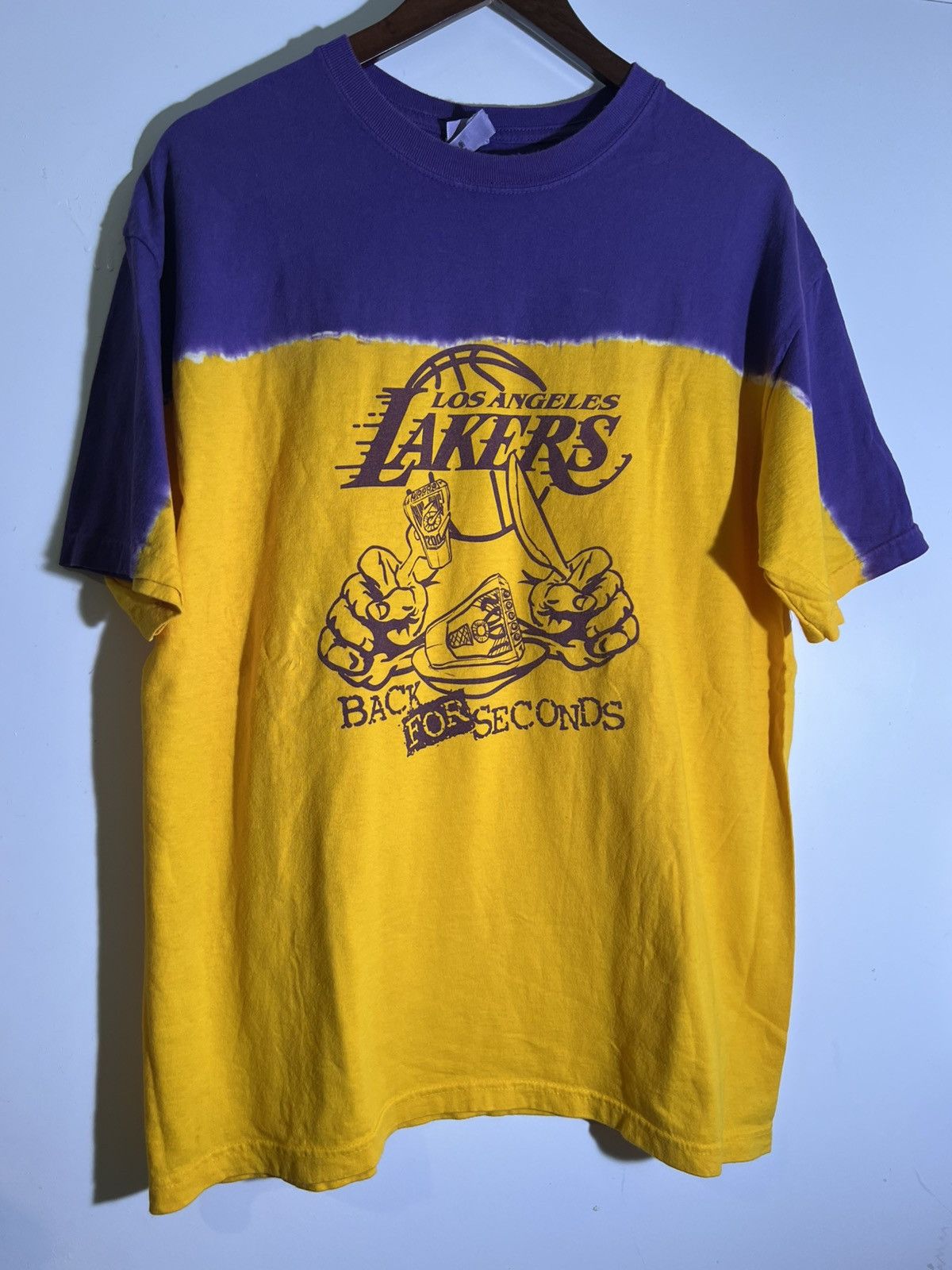 Vintage Y2k 2000 S Vintage Los Angeles Lakers Basketball Retro Tee Hoodie, Sweatshirt | PodTeesHub.com