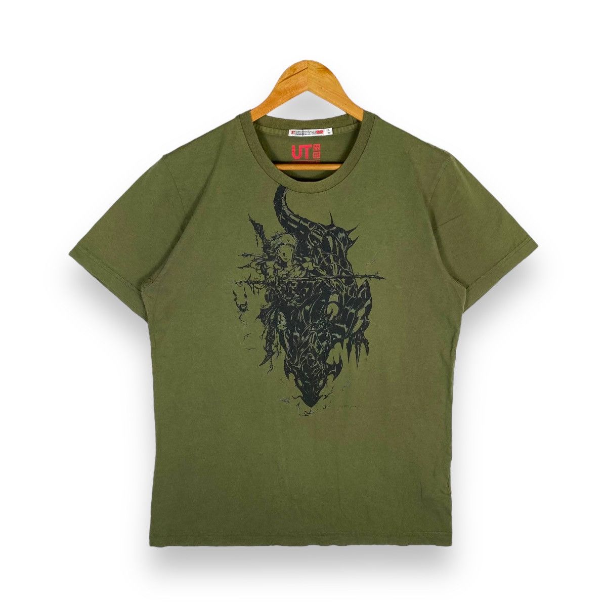 Vintage Final Fantasy By Yoshitaka Amano Winning Awards Faded Tee Hoodie, Sweatshirt | PodTeesHub.com
