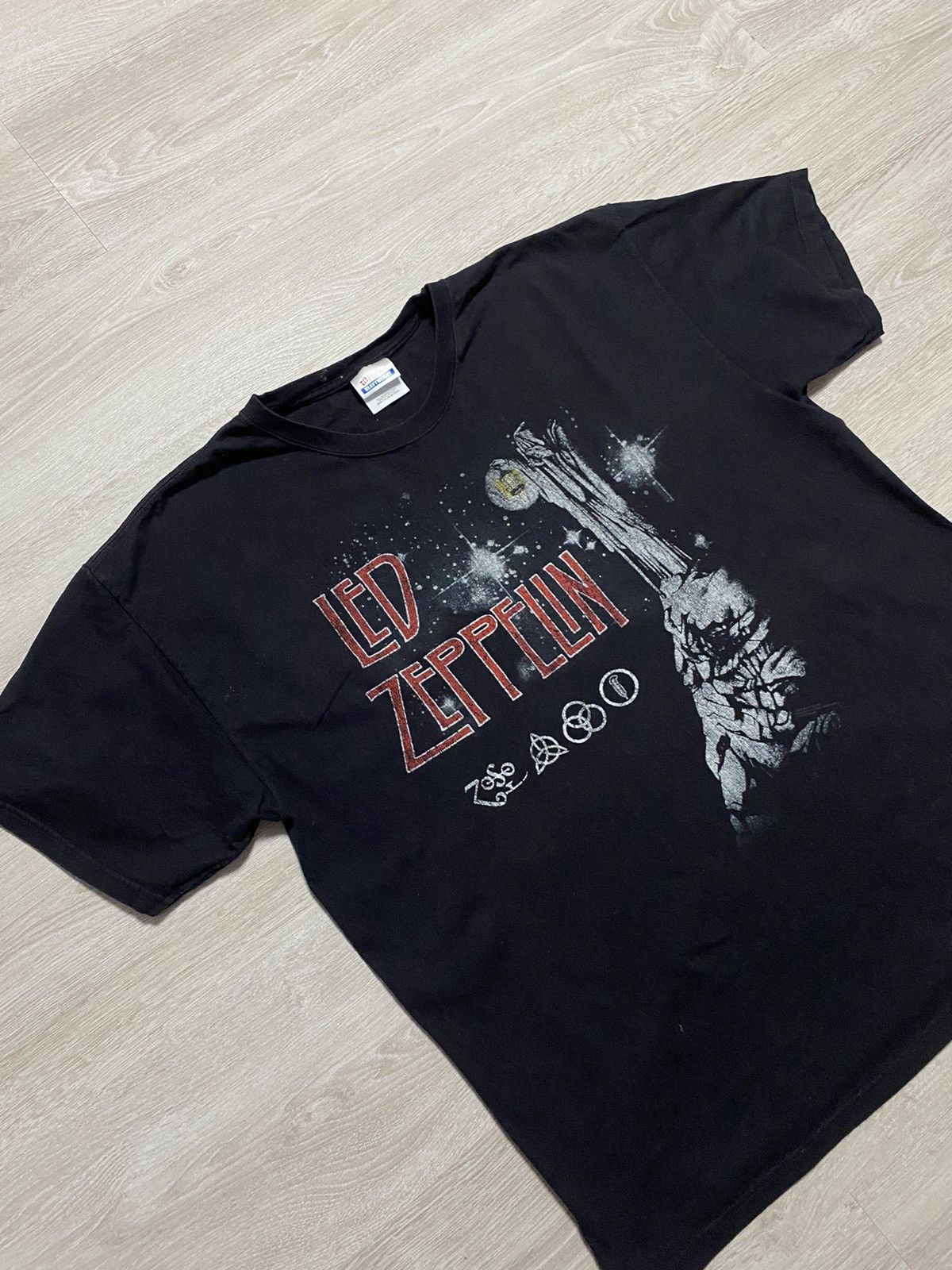 Band Tees Vintage Led Zeppelin Rock Tee 2007 Size Xl Hoodie, Sweatshirt | PodTeesHub.com