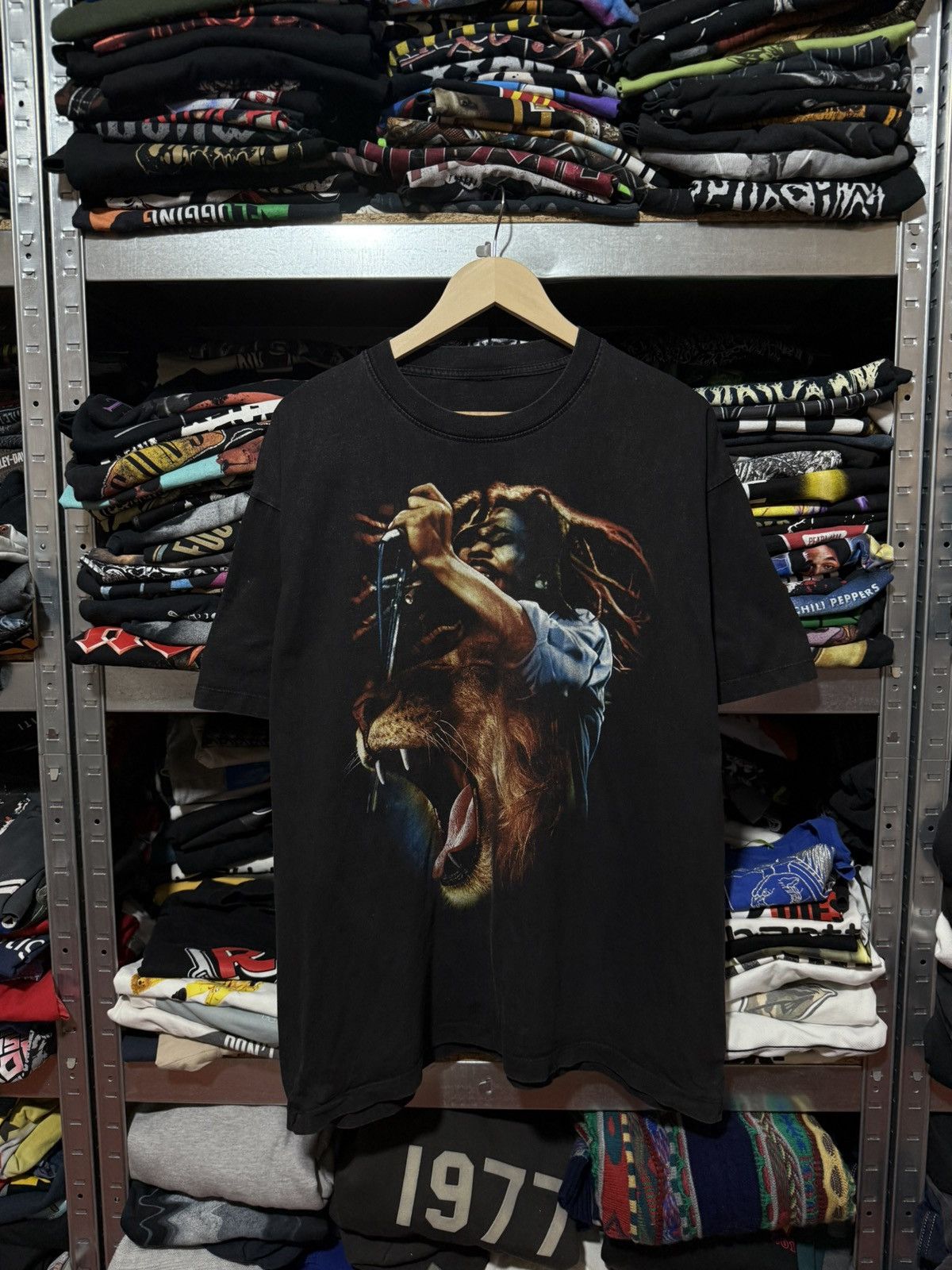 Band Tees Vintage 1990 S Bob Marley Lion Rock Band Retro T Shirt Hoodie, Sweatshirt | PodTeesHub.com