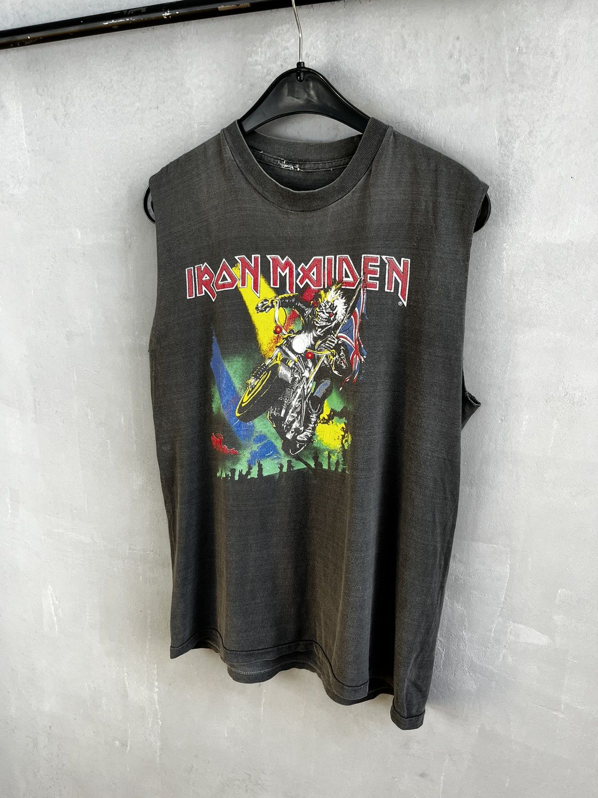 Iron Maiden Vintage 1989 Iron Maiden Maiden England Vintage T-Shirts, Hoodie, Sweatshirt | PodTeesHub.com