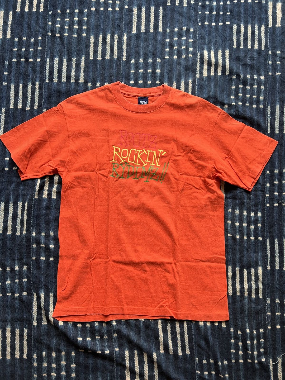 Stussy Og Roots Rockin Rydimz Tee 90s Ver Usa Hoodie, Sweatshirt | PodTeesHub.com
