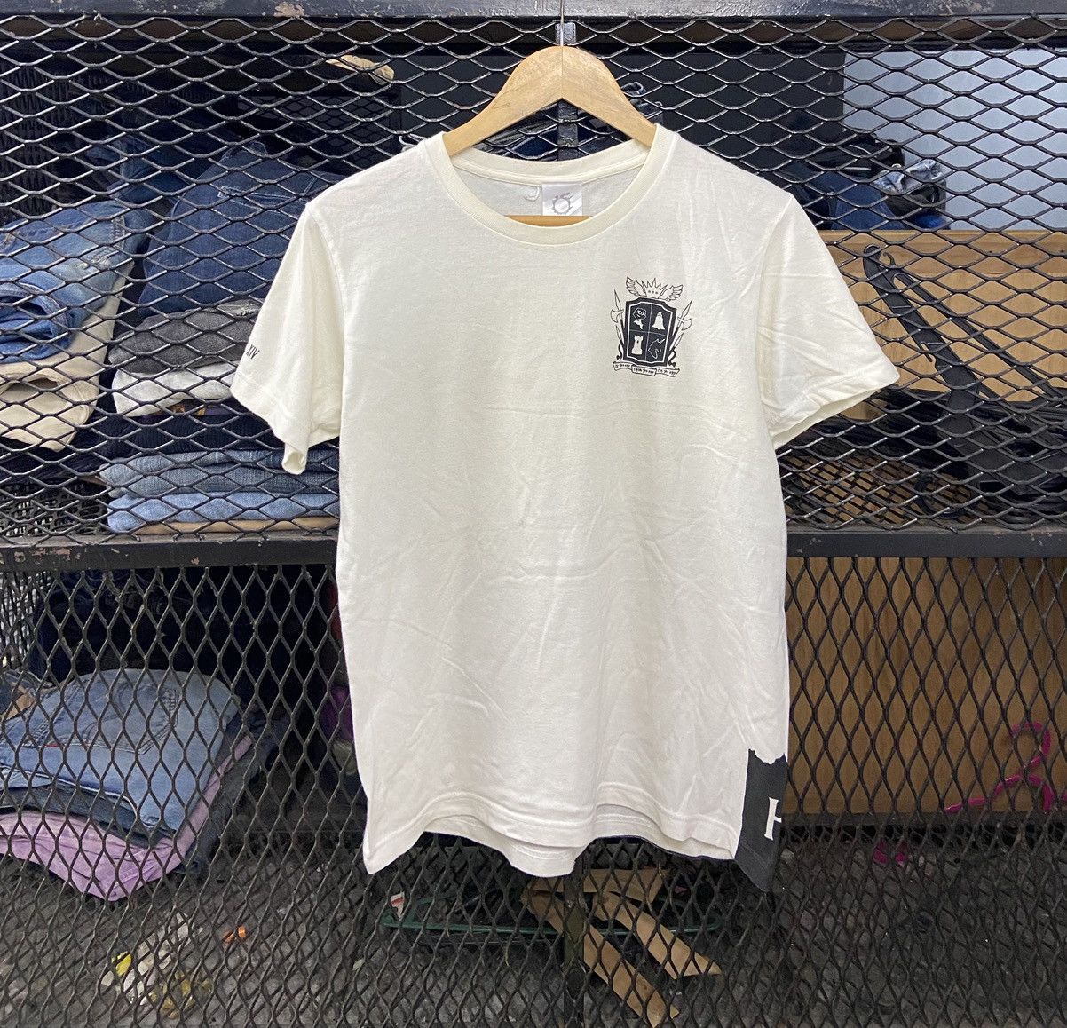 Send Offer Vintage Y2k Final Fantasy Heavenward Rare Design T-Shirts, Hoodie, Sweatshirt | PodTeesHub.com