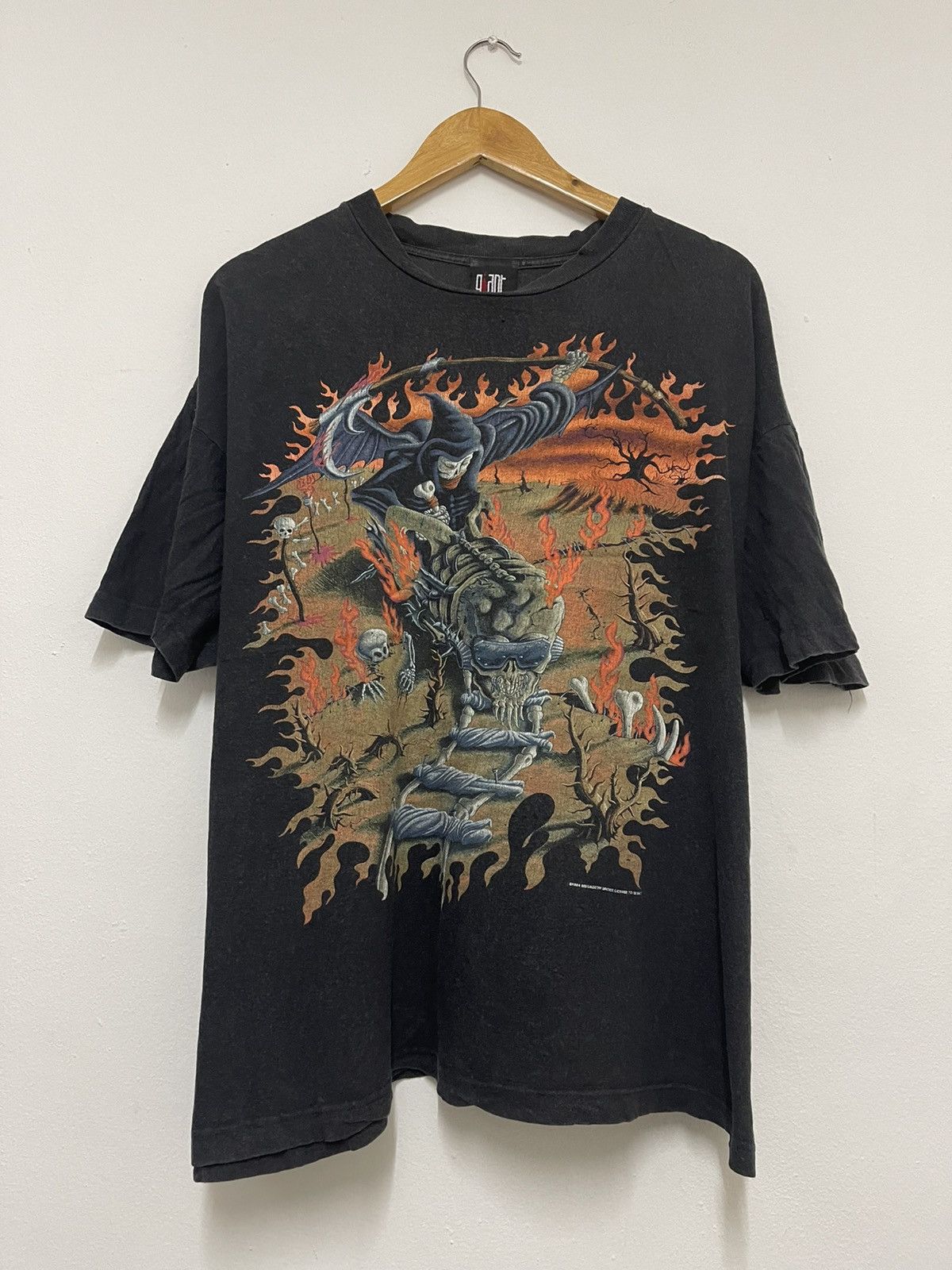 Vintage Megadeth Youthanasia 1994 Heavy Metal A1 T-Shirts, Hoodie, Sweatshirt | PodTeesHub.com