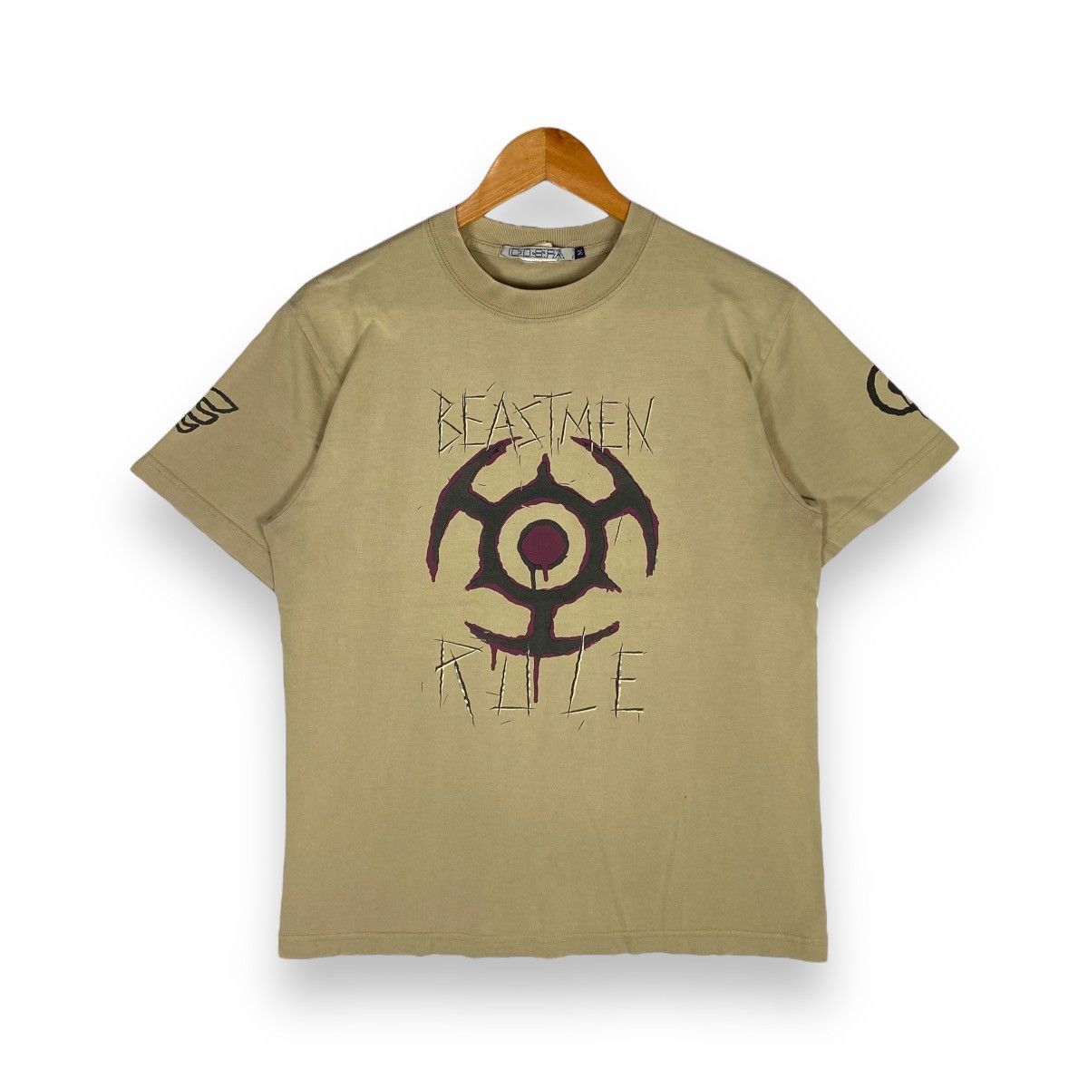 Vintage Final Fantasy 11 Beastmen Rule Cospa Tee Hoodie, Sweatshirt | PodTeesHub.com