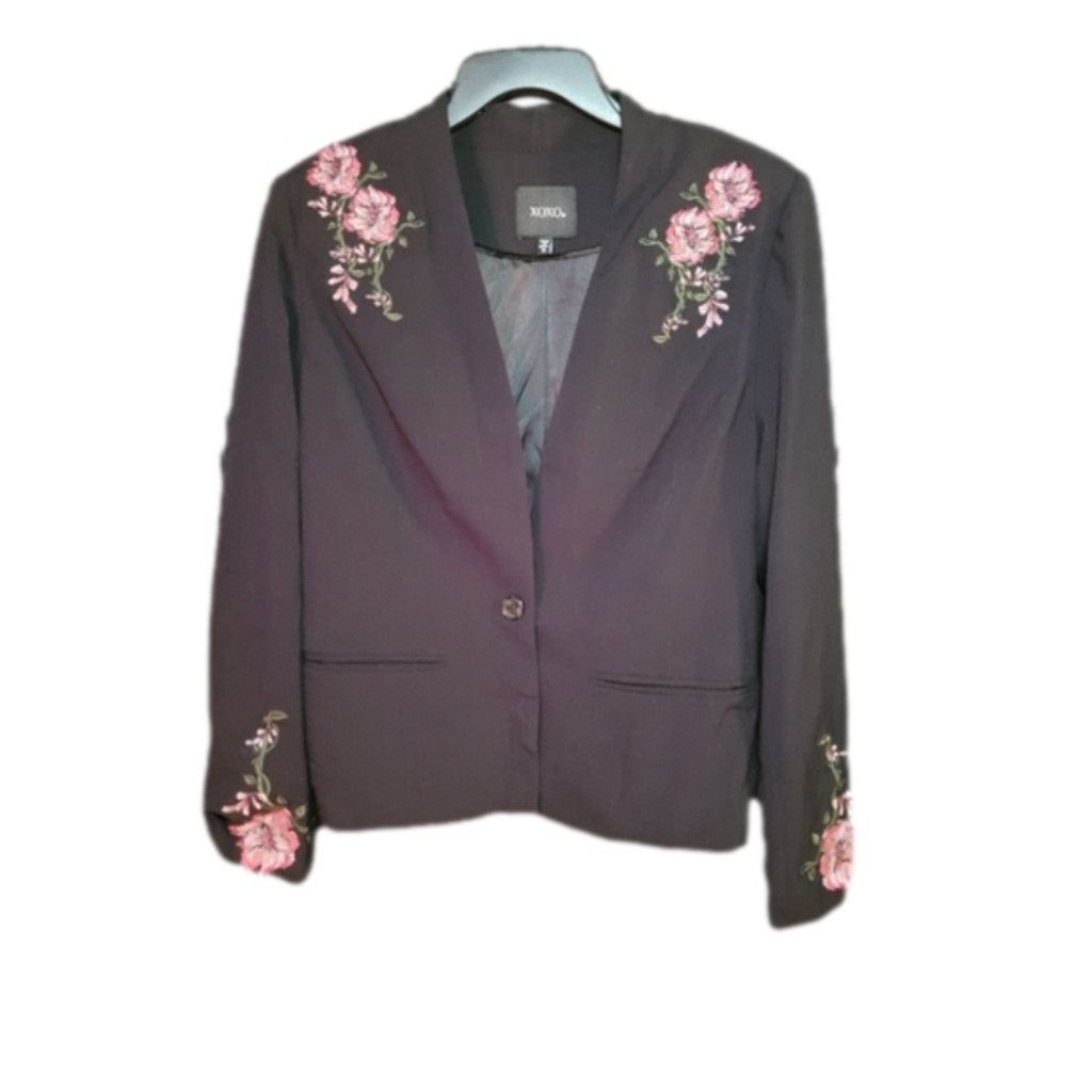 Xoxo Blazer W Embroidery Front Fully Lined Nwot M T-Shirts, Hoodie, Sweatshirt