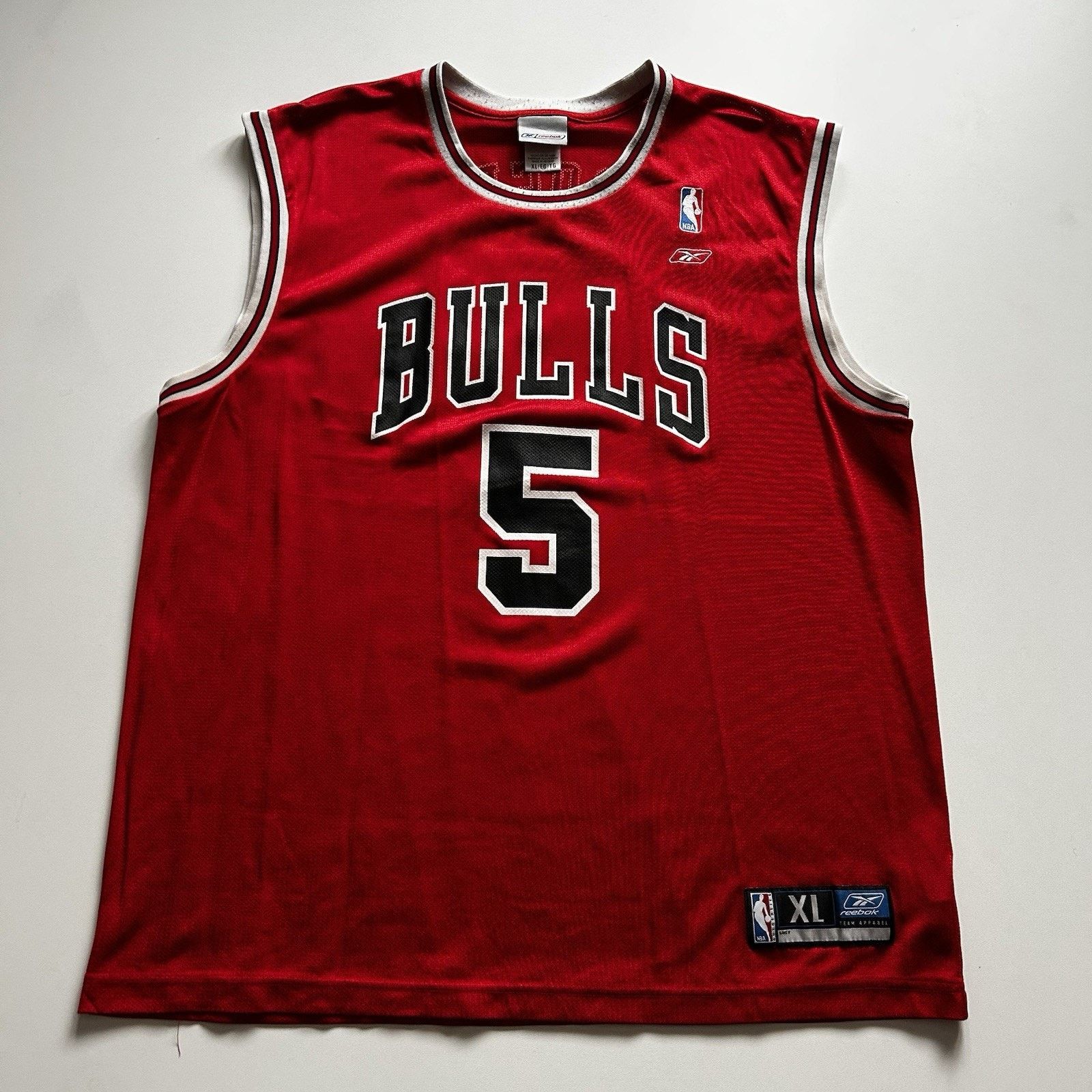 Reebok X Vintage Vintage Chicago Bulls Jersey Reebok Size Xl Y2k Nba Rose 5 T-Shirts, Hoodie, Sweatshirt | PodTeesHub.com