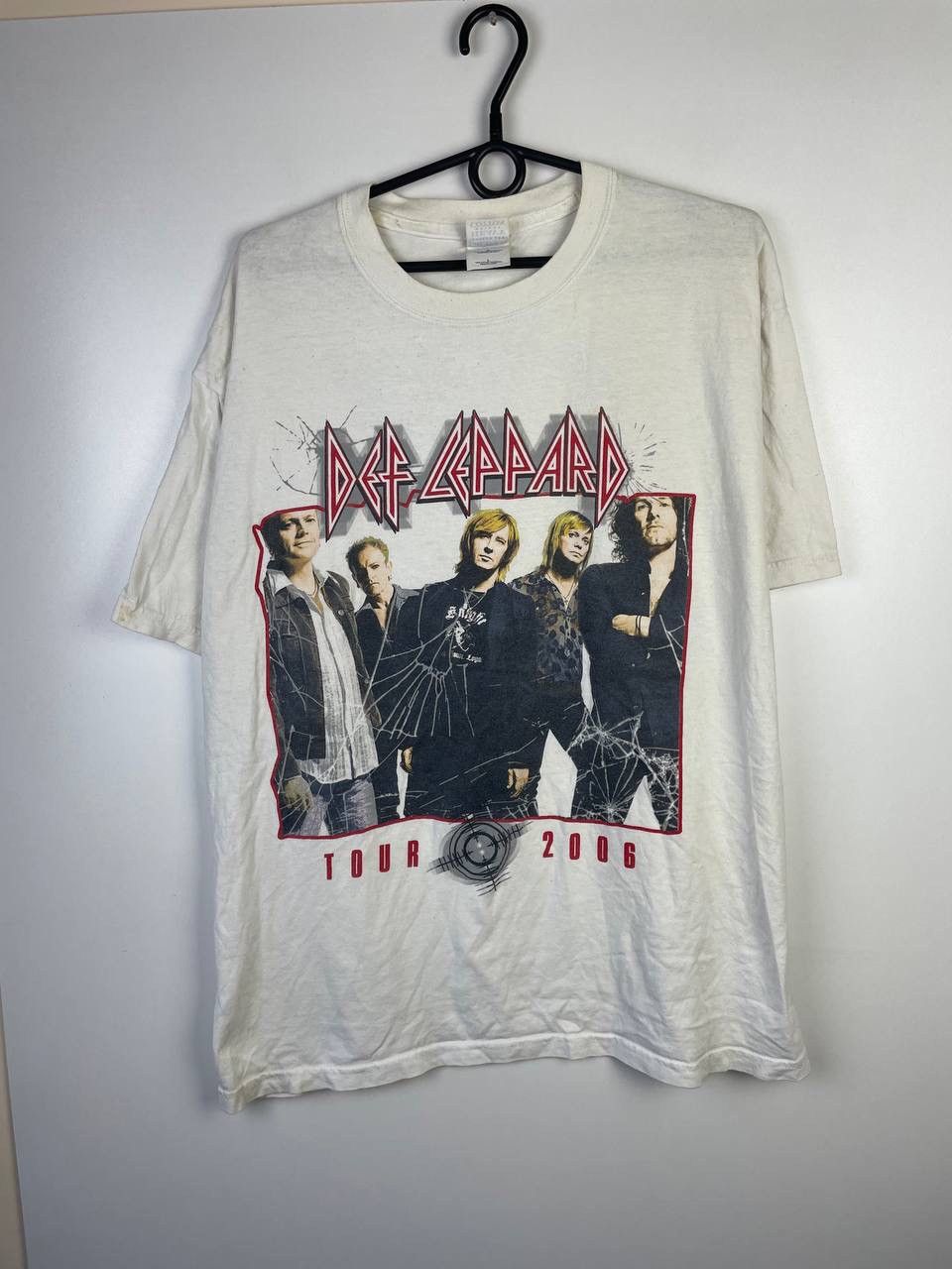 Def Lepard Vintage T Shirt Size L Hoodie, Sweatshirt | PodTeesHub.com