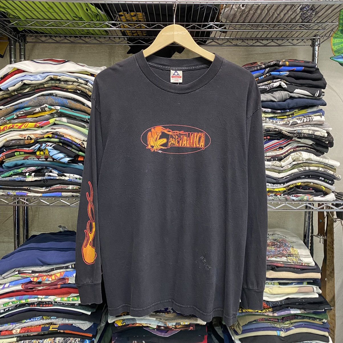 Metallica 1999 Black And Orange Metallica Flame Print Longsleeve T-Shirts, Hoodie, Sweatshirt | PodTeesHub.com