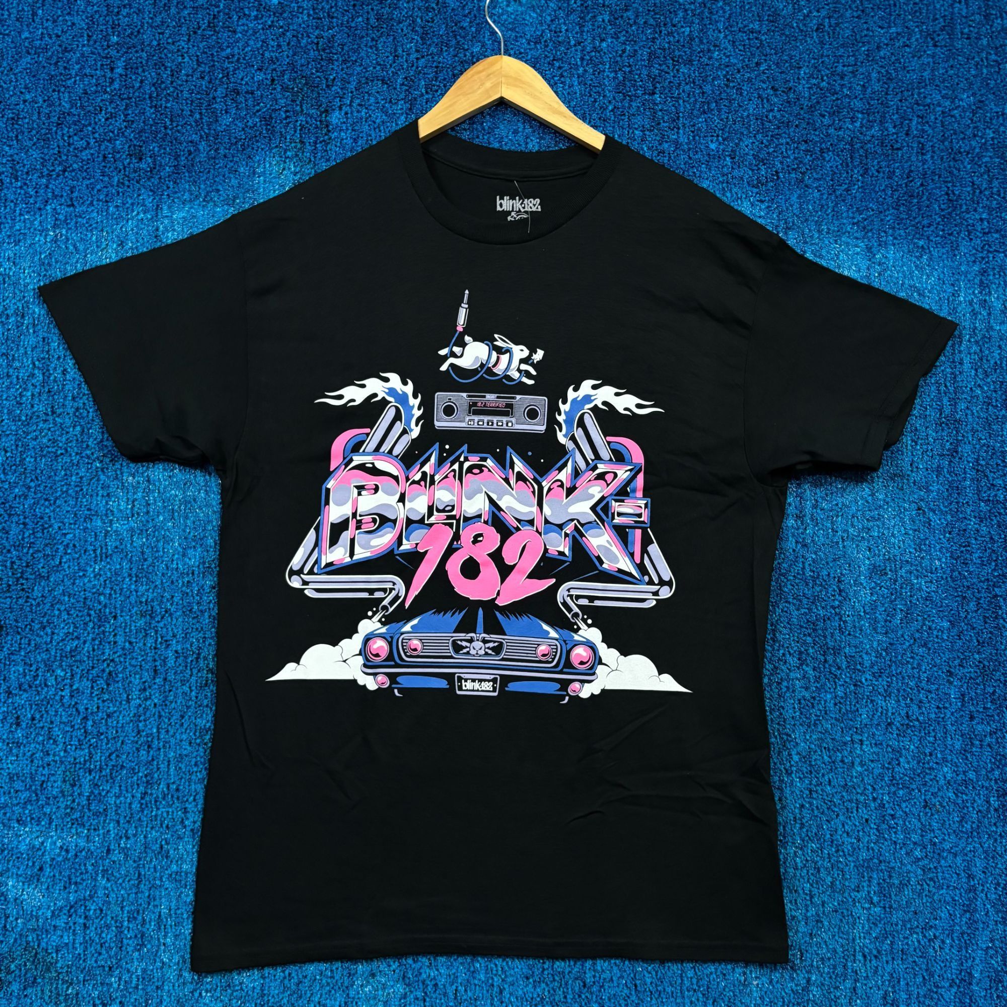 Band Tees Blink 182 Motor City Rock Show Poster Pop Punk Band Tee L Hoodie, Sweatshirt | PodTeesHub.com