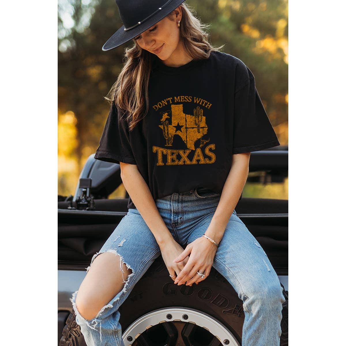 Long Live Cowboy Graphic Graphic  Tee Hoodie, Sweatshirt | PodTeesHub.com