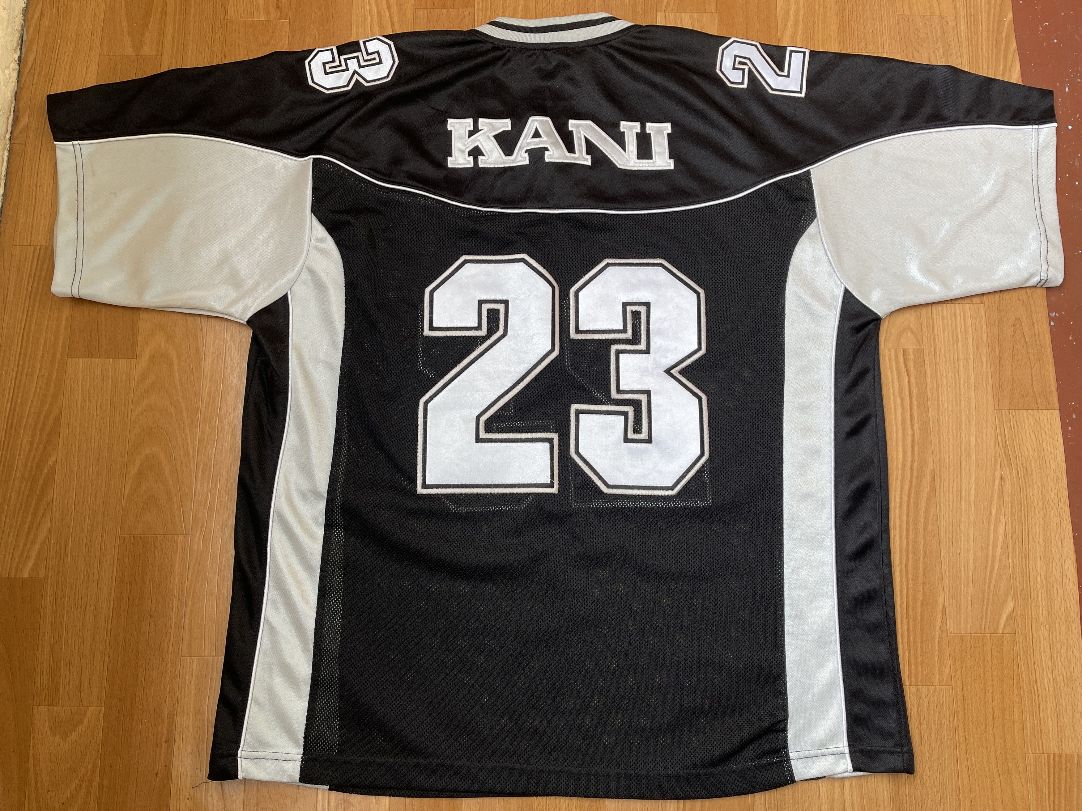 Kani Karl Kani Jersey Vintage Hip Hop T Shirt 90s Hip Hop L Hoodie, Sweatshirt | PodTeesHub.com
